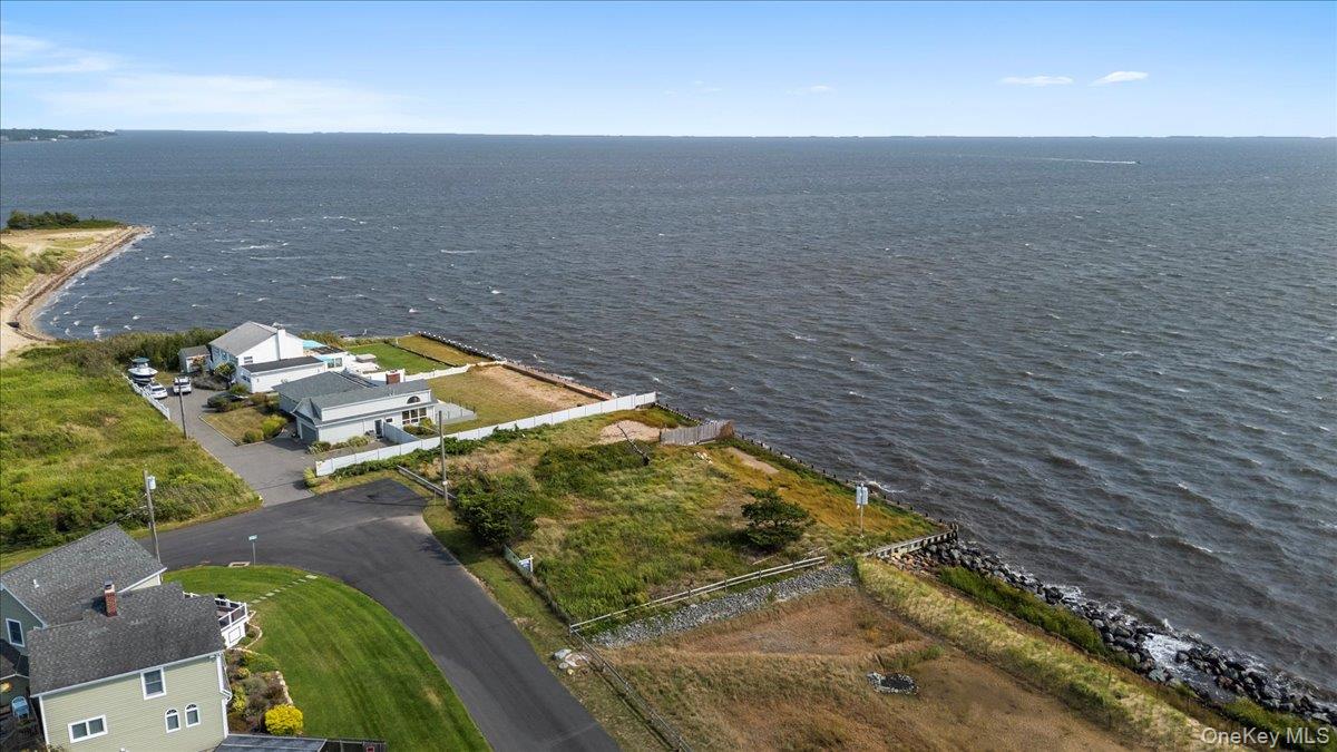 20 S Breeze Drive, East Patchogue, NY 11772