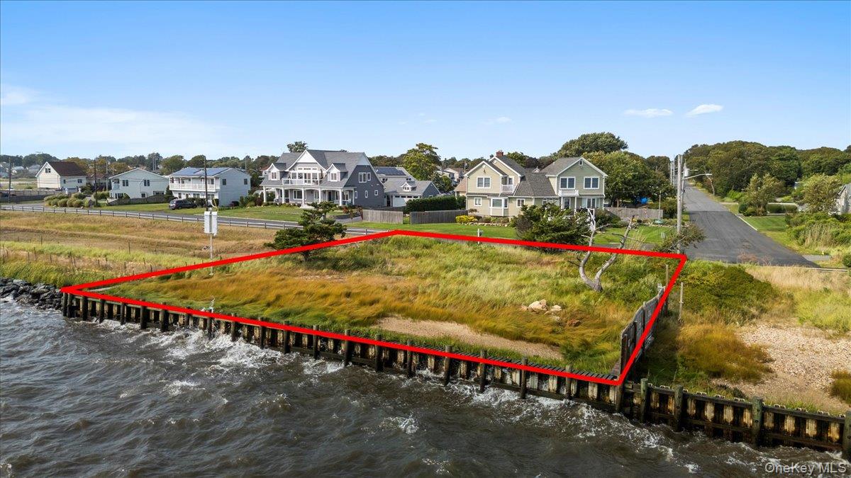 20 S Breeze Drive, East Patchogue, NY 11772