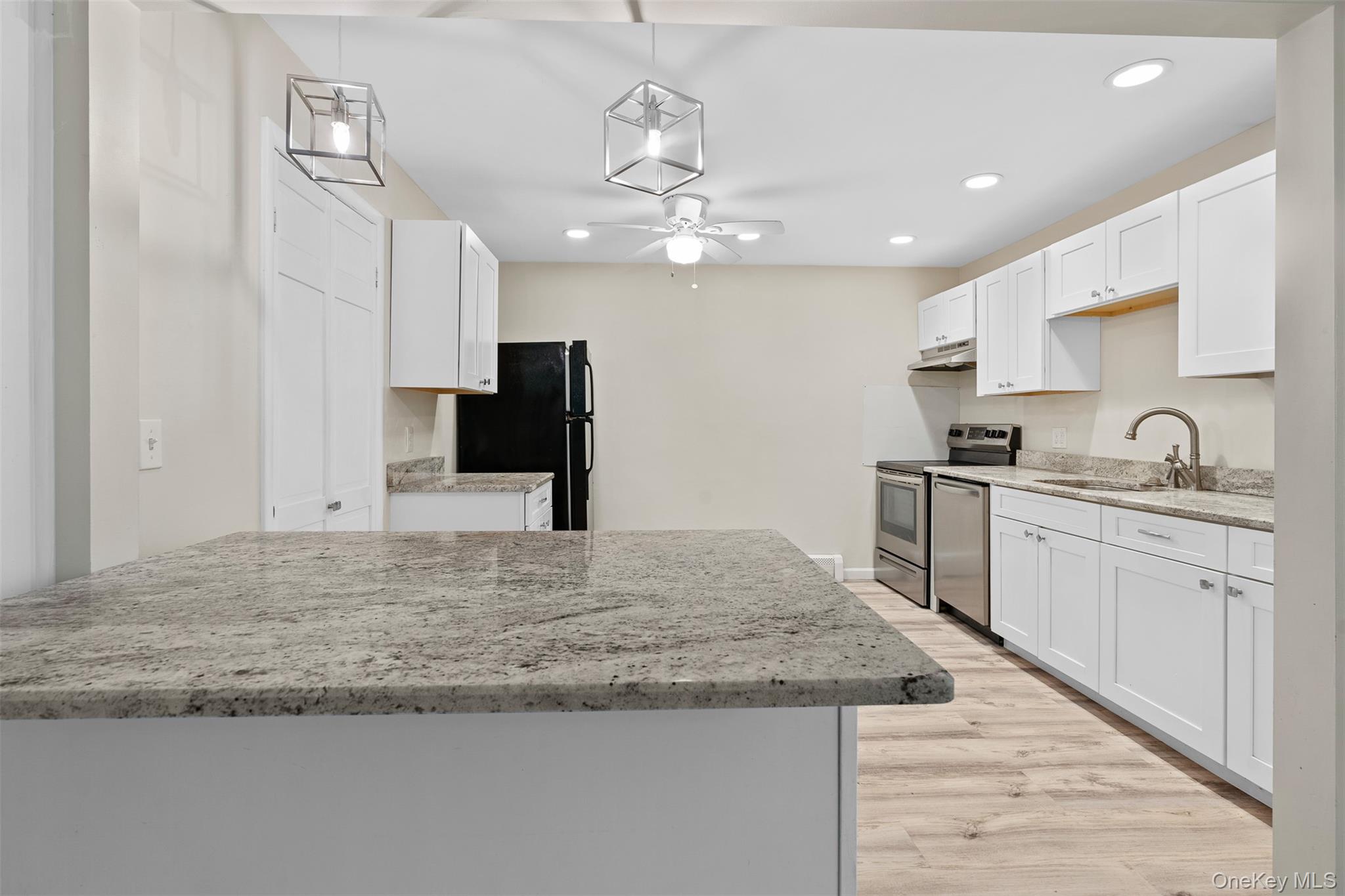 68 Gerald Drive # D1, Poughkeepsie, NY 12601