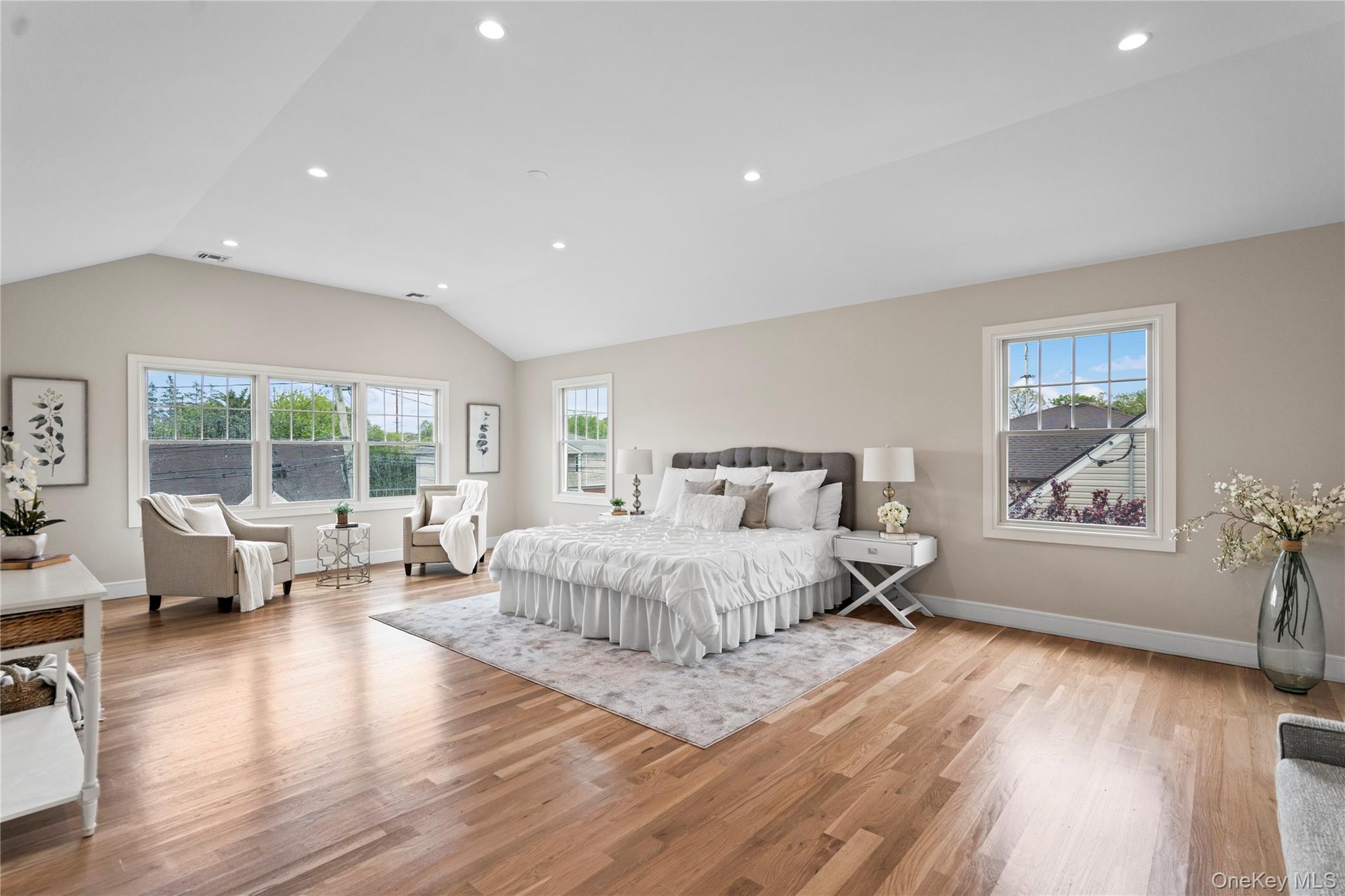 255 N Chestnut Street, Massapequa, NY 11758