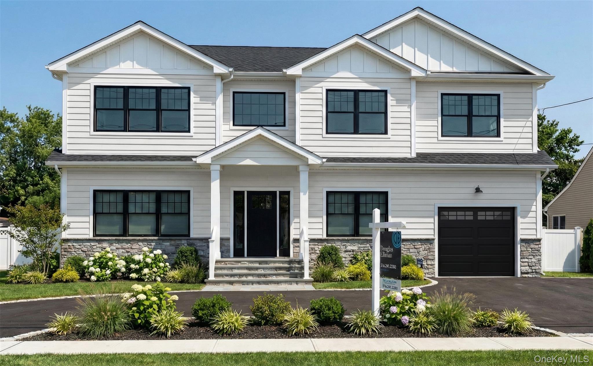 255 N Chestnut Street, Massapequa, NY 11758