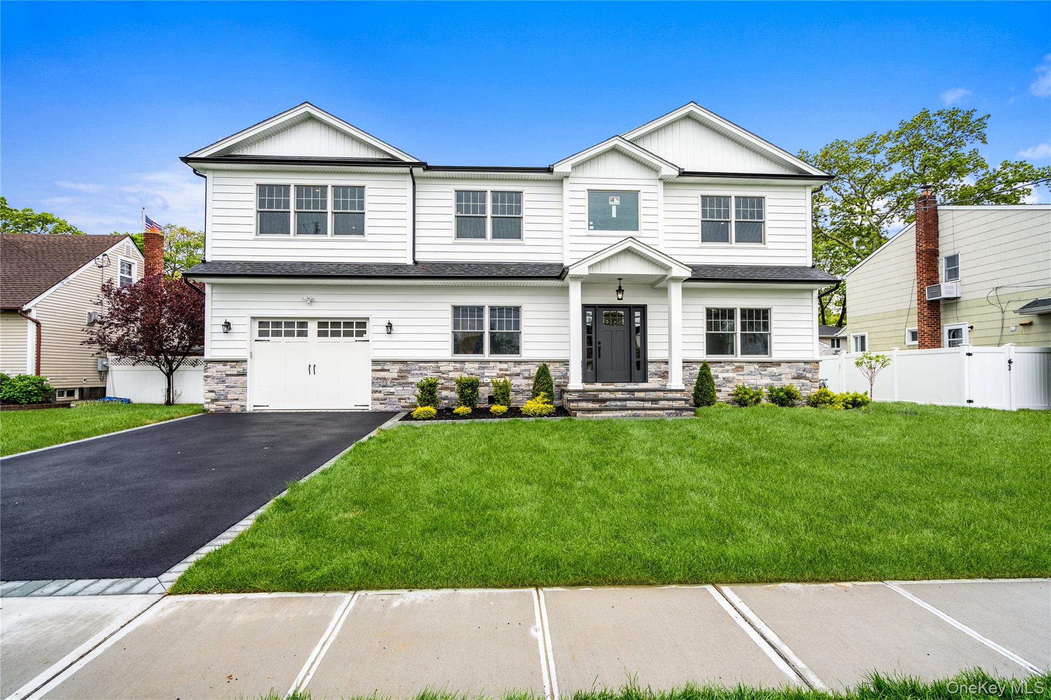 255 N Chestnut Street, Massapequa, NY 11758