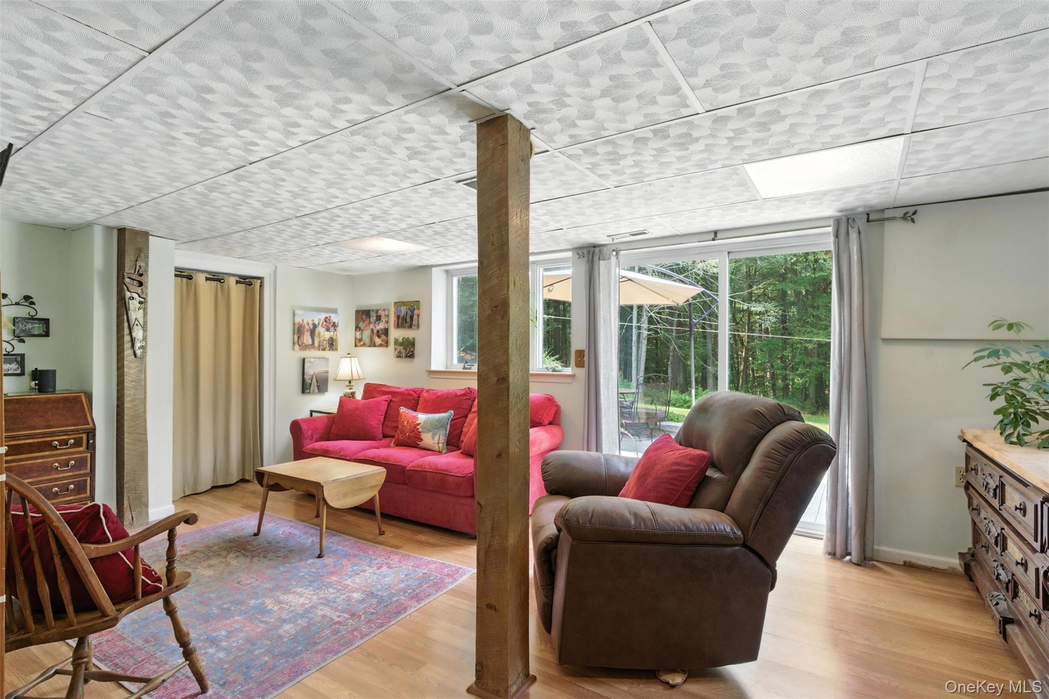 265 Oakland Valley Road, Cuddebackville, NY 12729