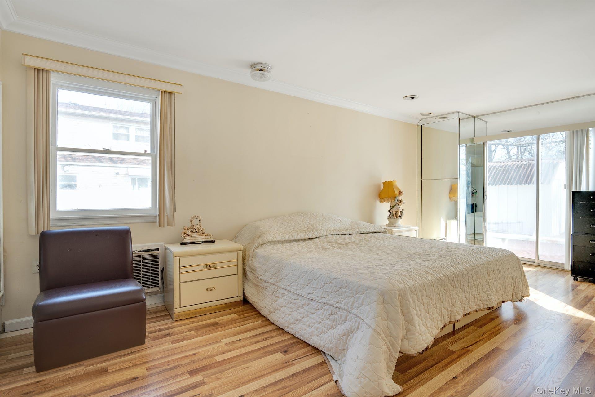 69A Warwick Road, Great Neck, NY 11023