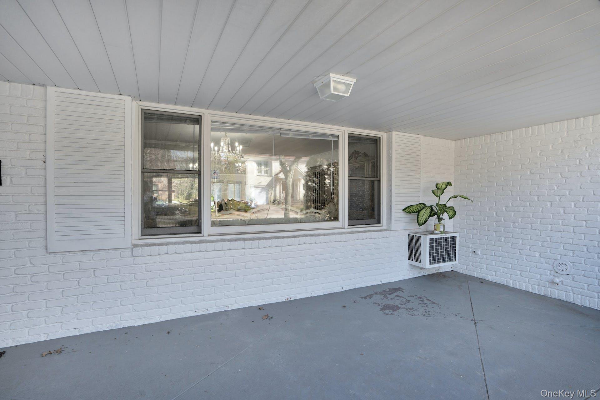 69A Warwick Road, Great Neck, NY 11023