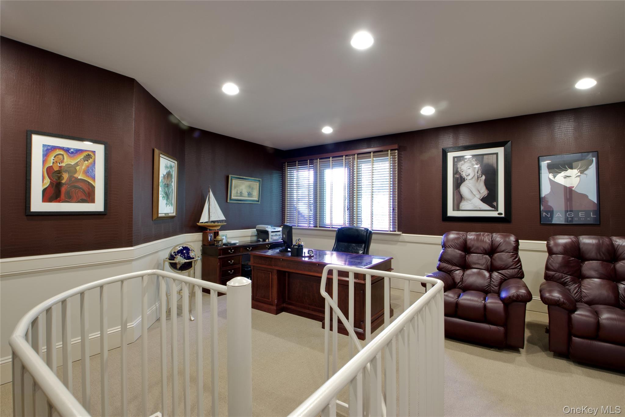 6 Old Wagon Lane, Old Westbury, NY 11568