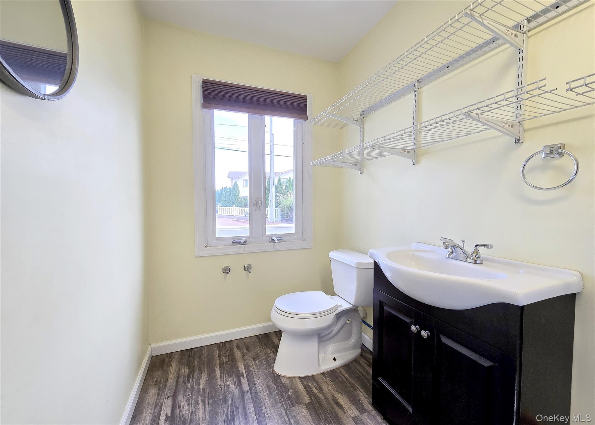 765 Shore Walk, Lindenhurst, NY 11757