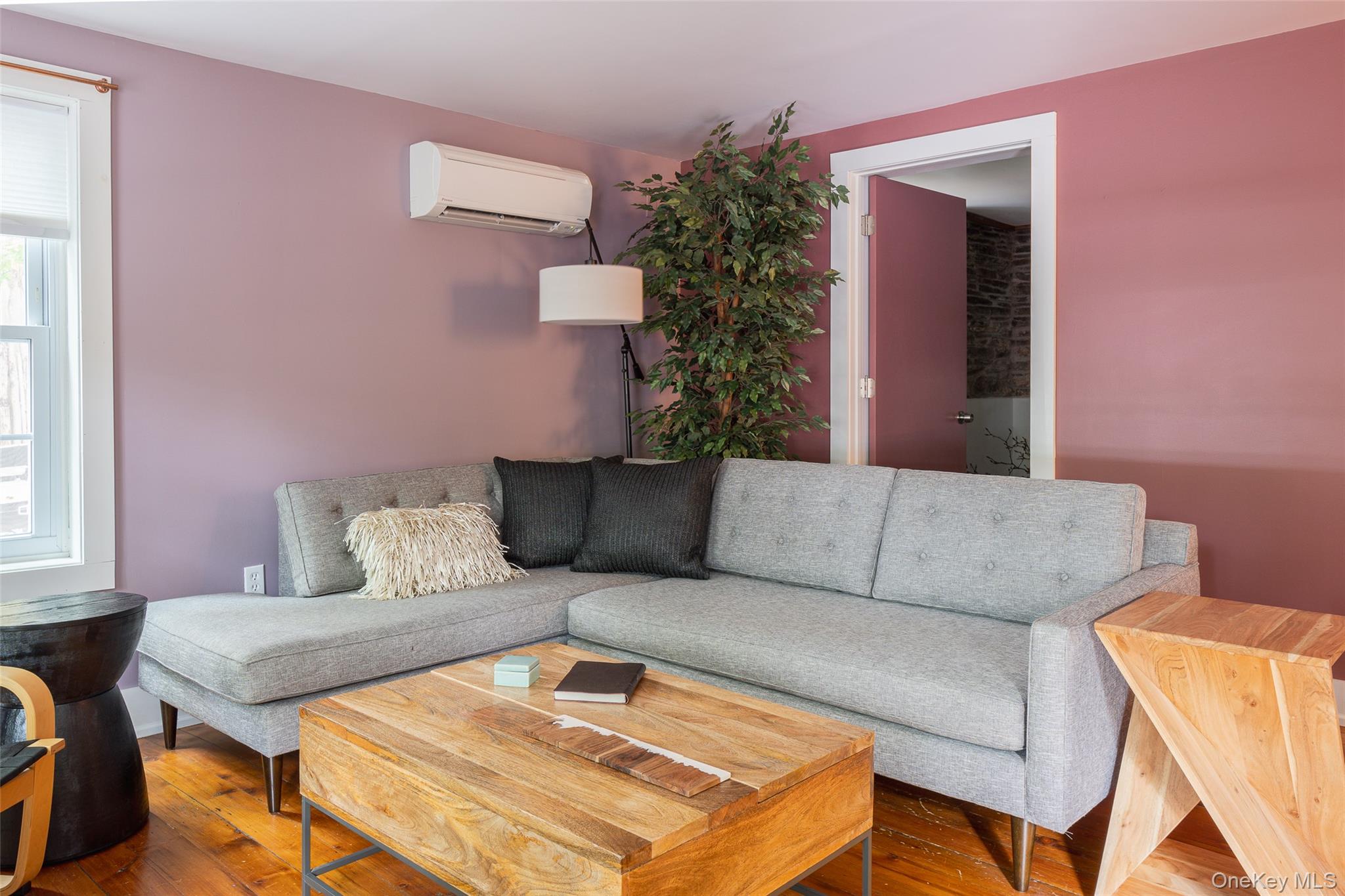 403 W Saugerties Road, Saugerties, NY 12477