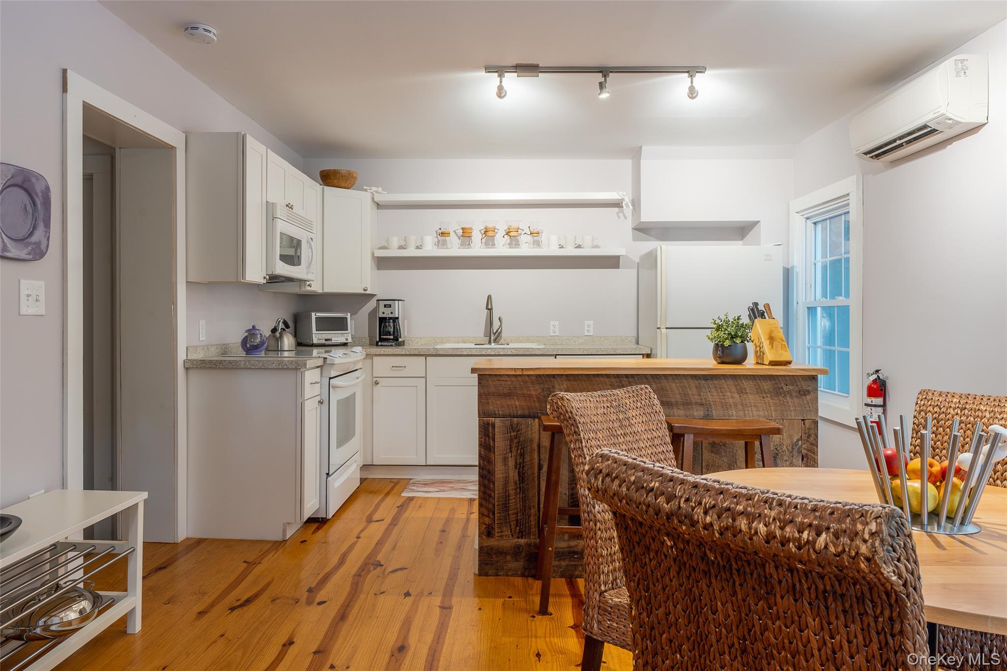 403 W Saugerties Road, Saugerties, NY 12477