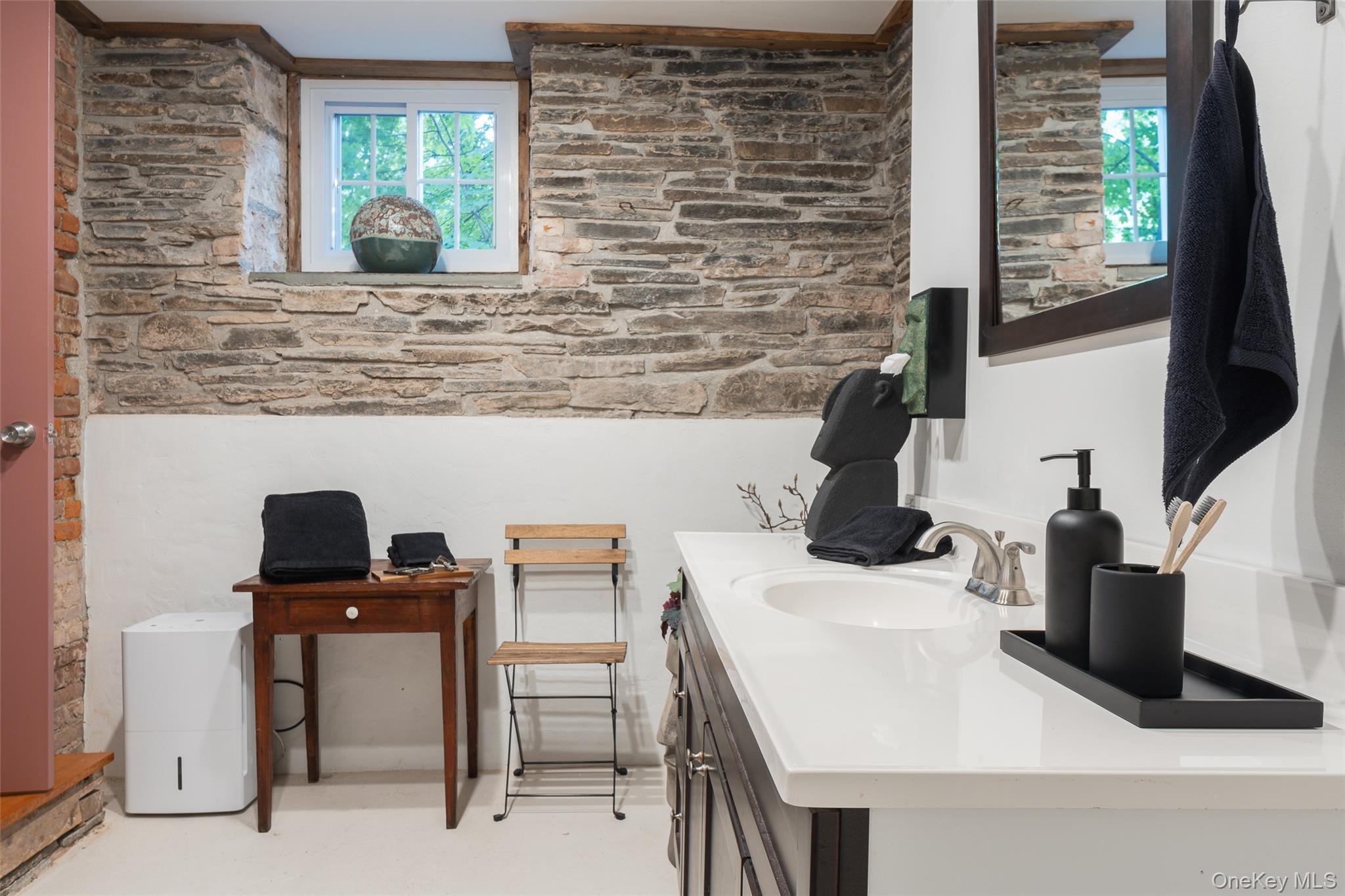 403 W Saugerties Road, Saugerties, NY 12477