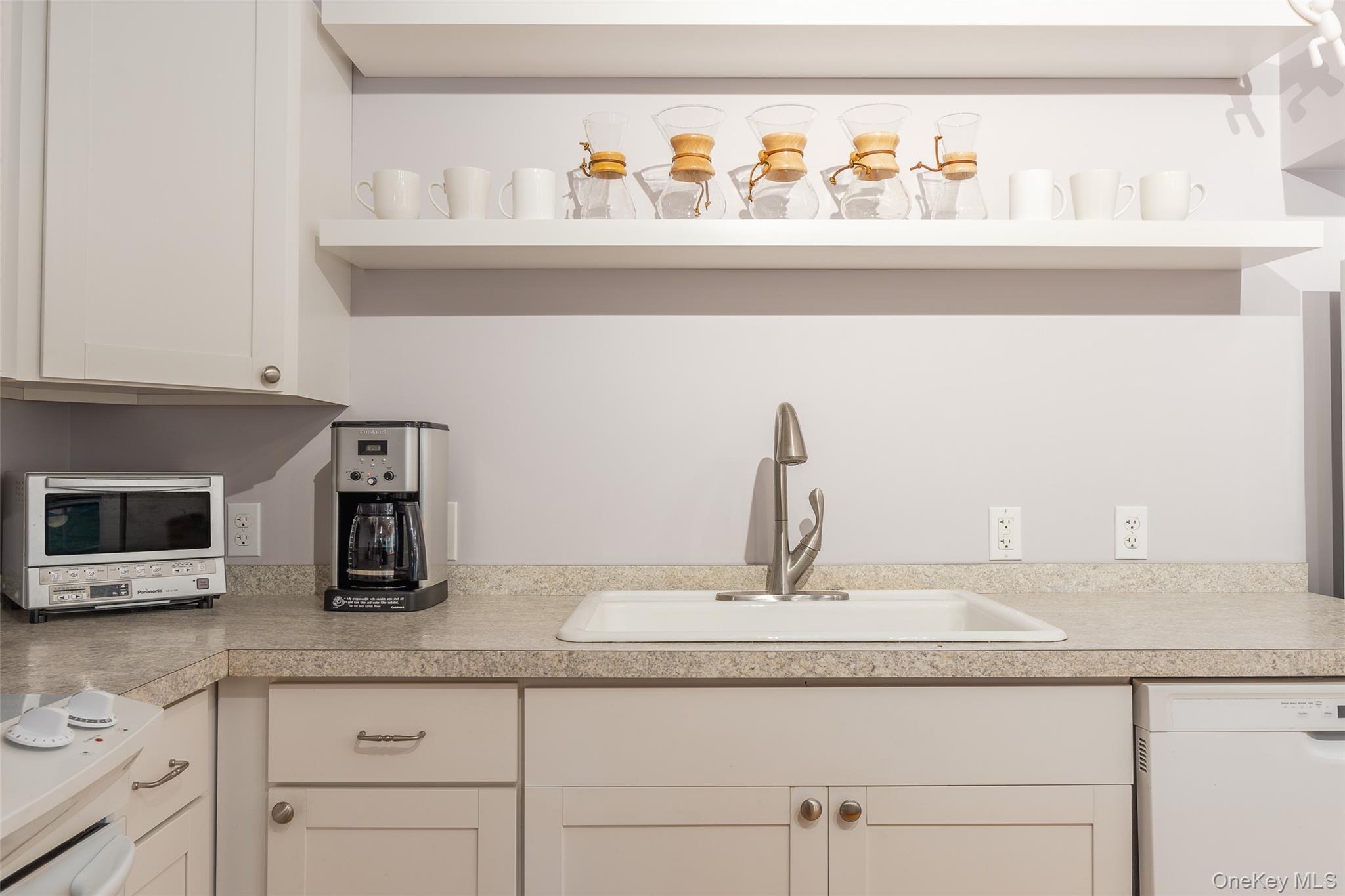 403 W Saugerties Road, Saugerties, NY 12477