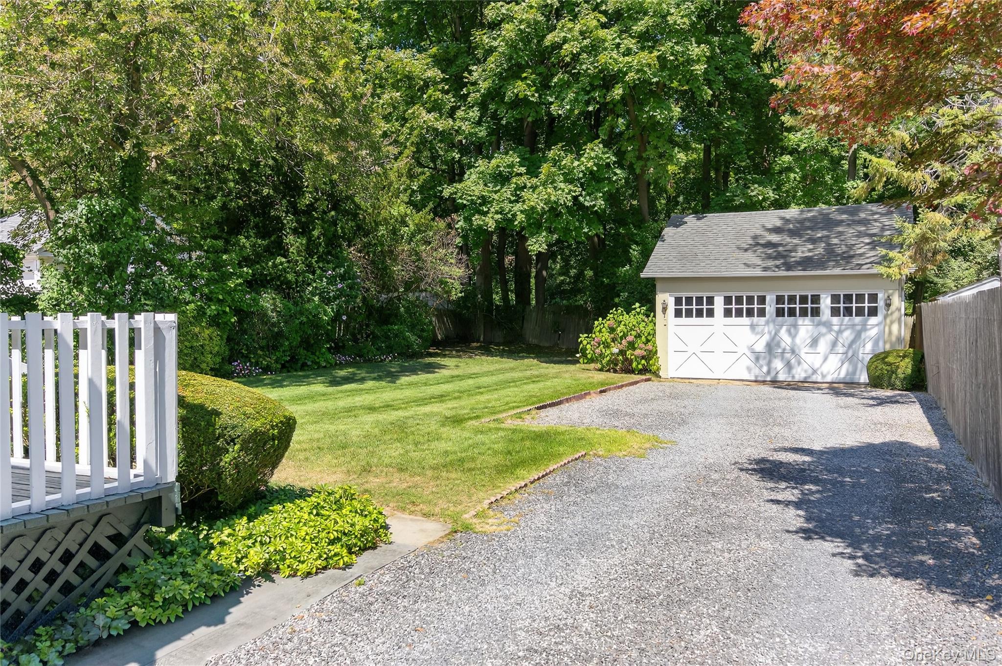 39 Lindbergh Street, Locust Valley, NY 11560