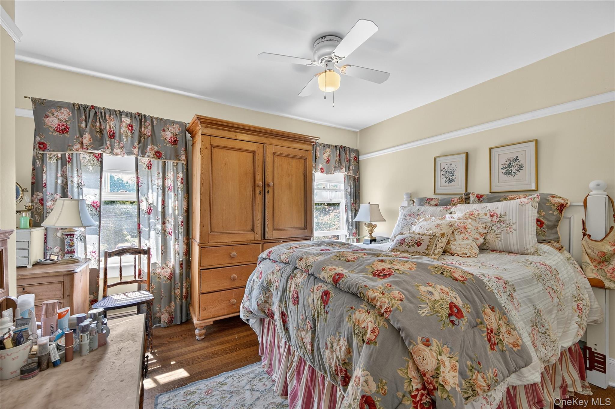 39 Lindbergh Street, Locust Valley, NY 11560