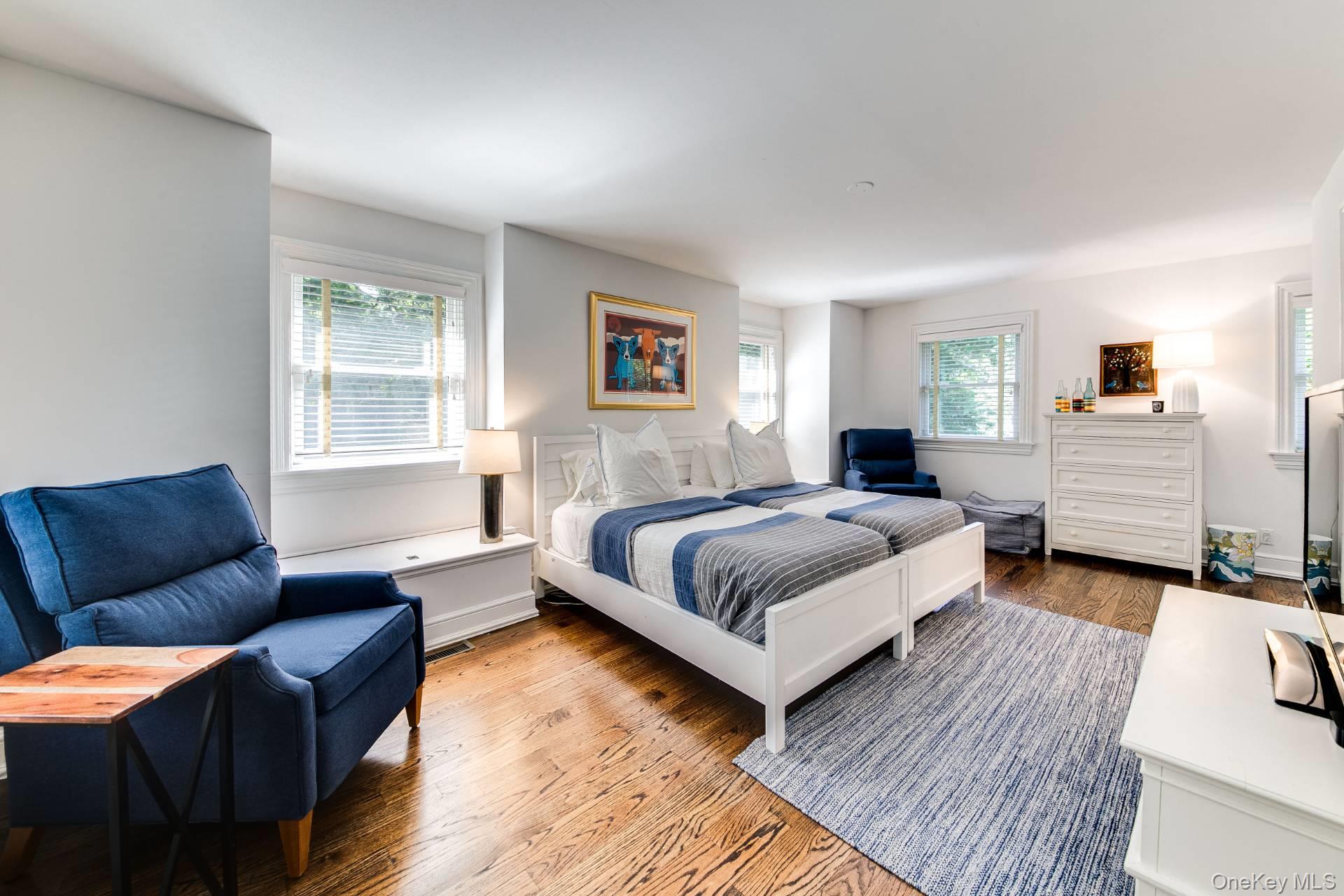 4 Issacs Path, East Hampton, NY 11937