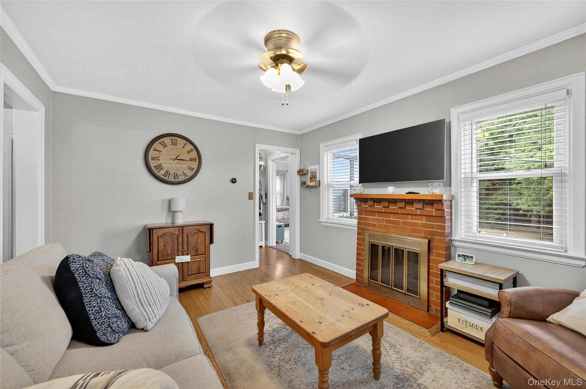 13 Prospect Street, Glen Head, NY 11545