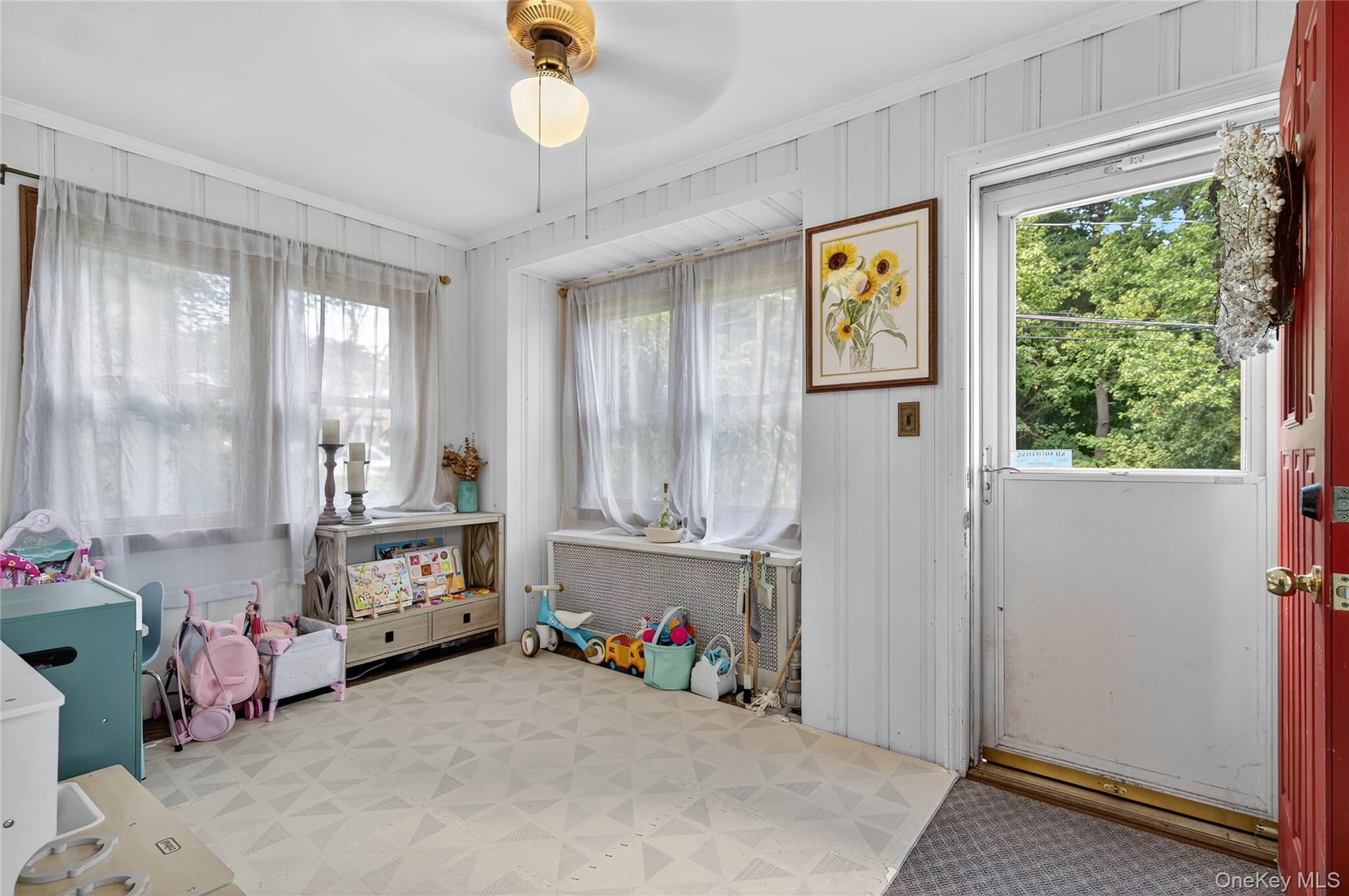 13 Prospect Street, Glen Head, NY 11545