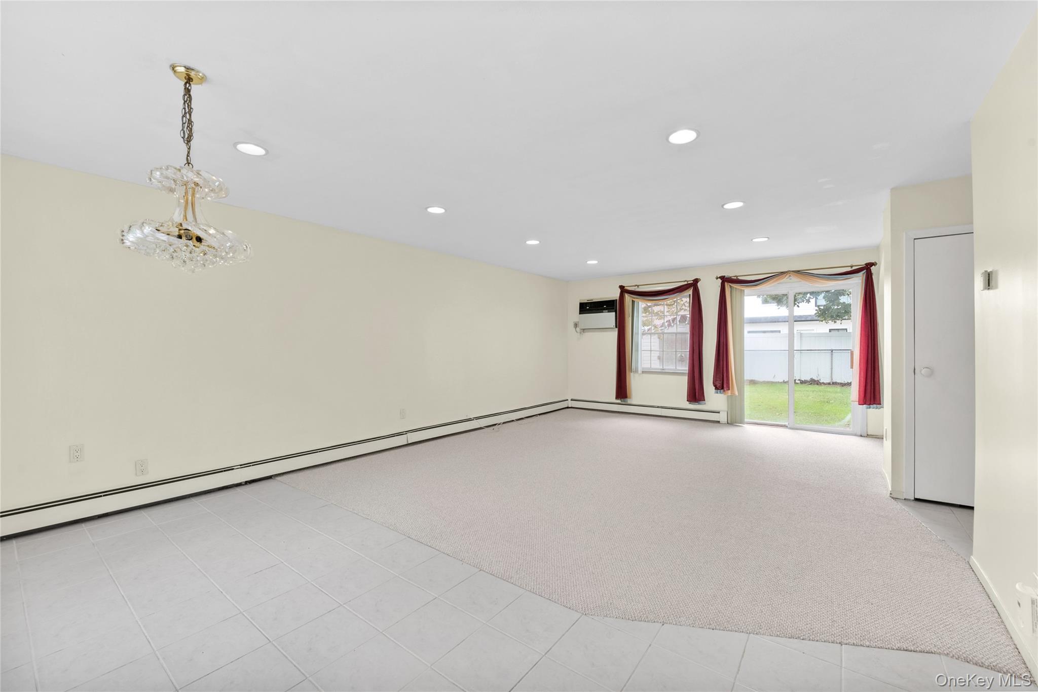 253 Raff Avenue, Carle Place, NY 11514