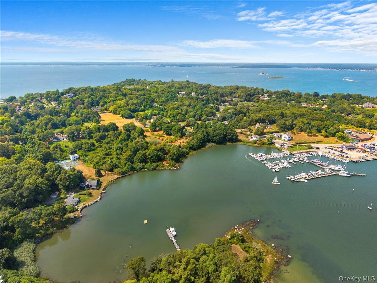 00 Central Avenue, Fishers Island, NY 06390