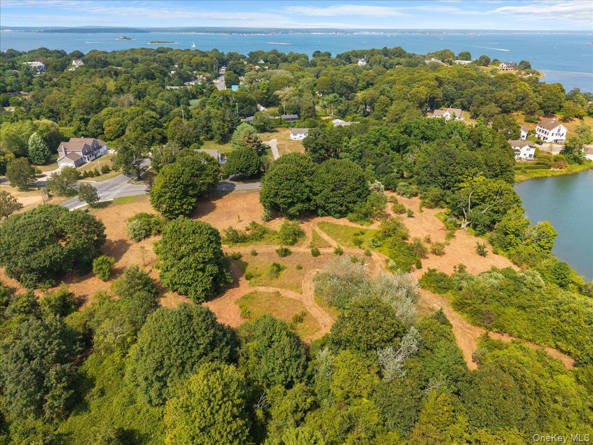 00 Central Avenue, Fishers Island, NY 06390