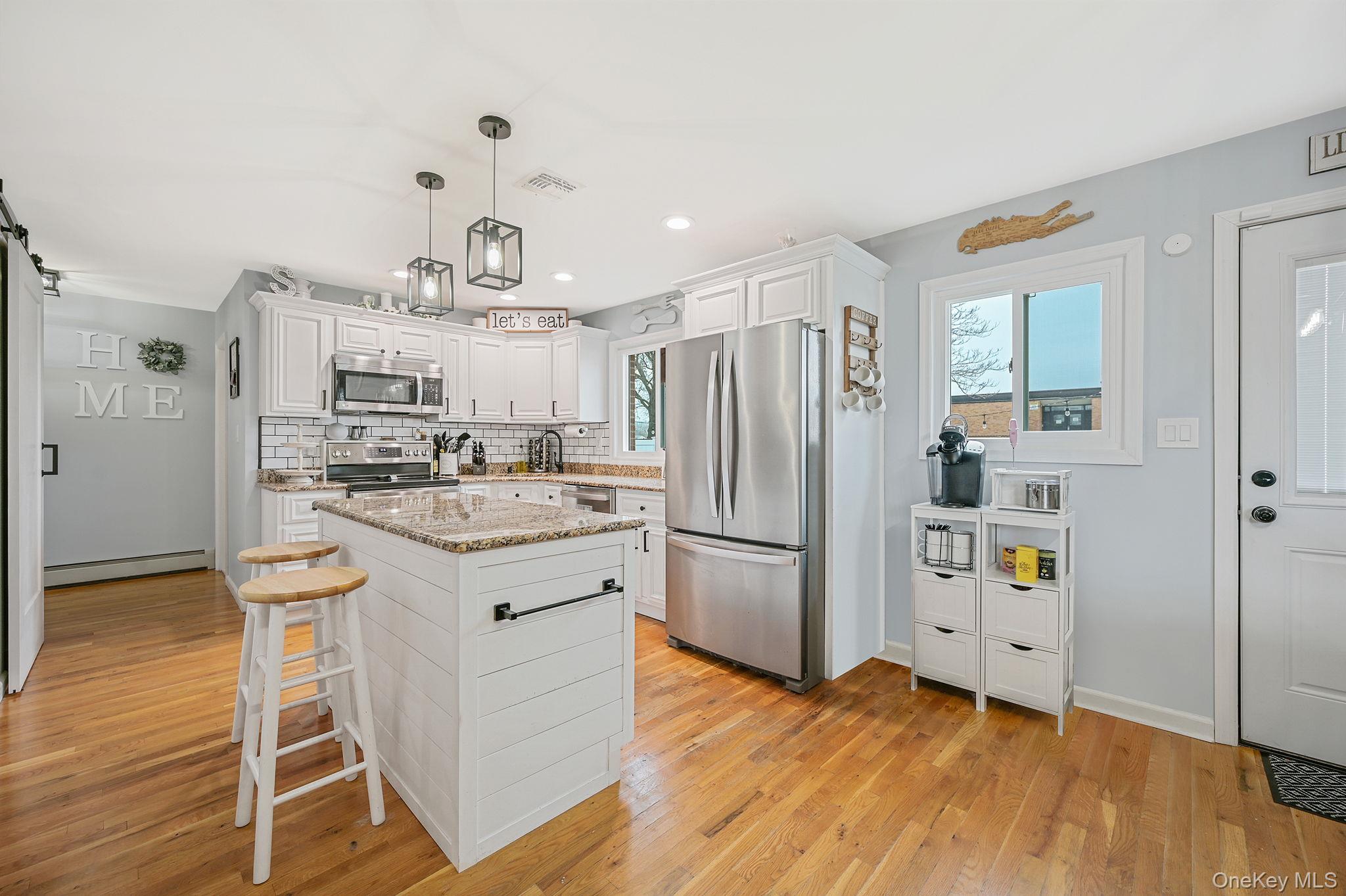 45 Feustal Street, Lindenhurst, NY 11757