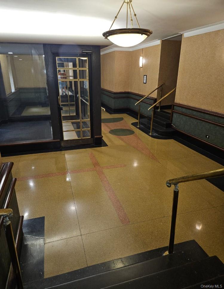 102-18 64 Avenue # 2X, Forest Hills, NY 11375