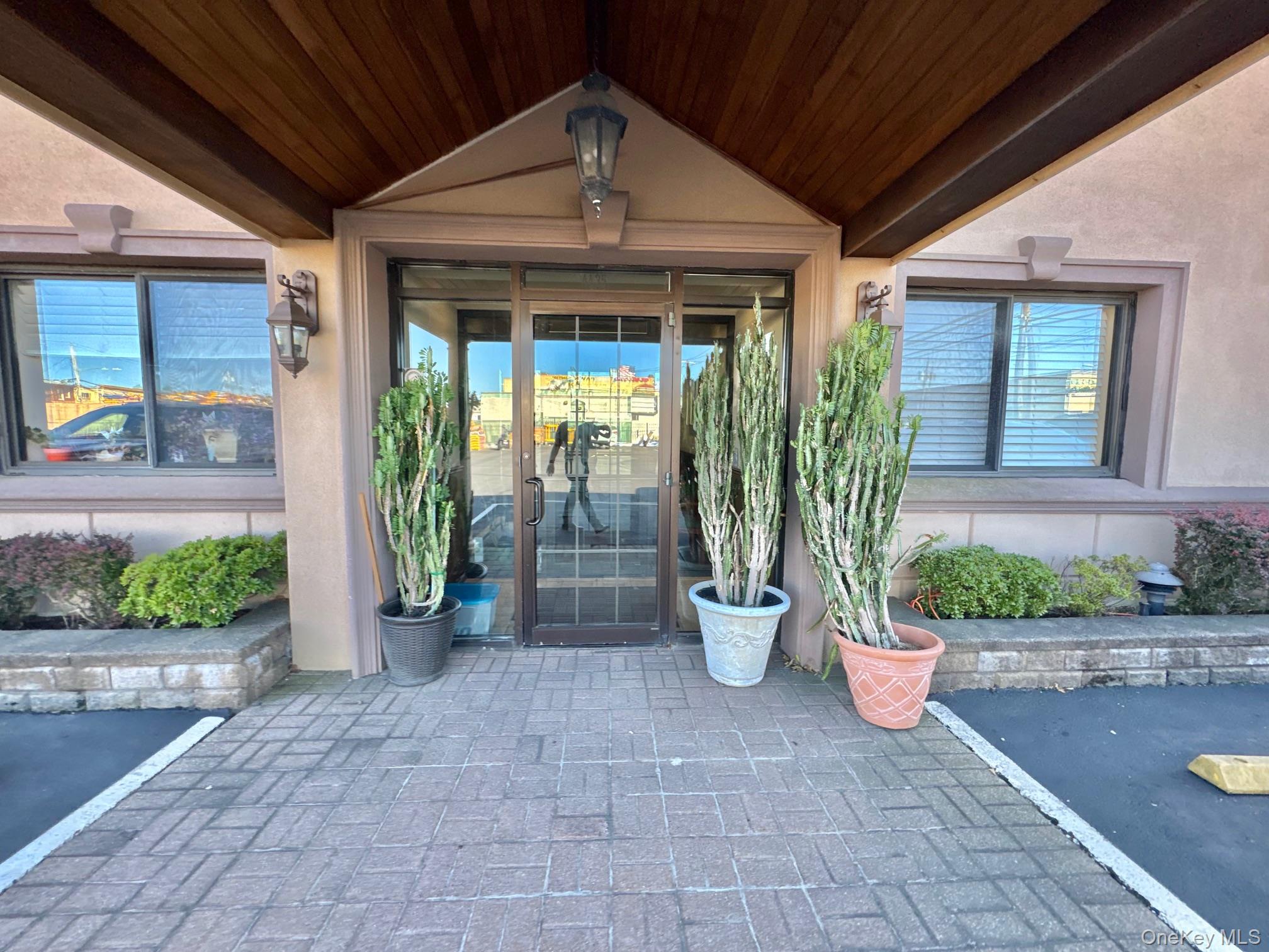 4435 Austin Boulevard, Island Park, NY 11558