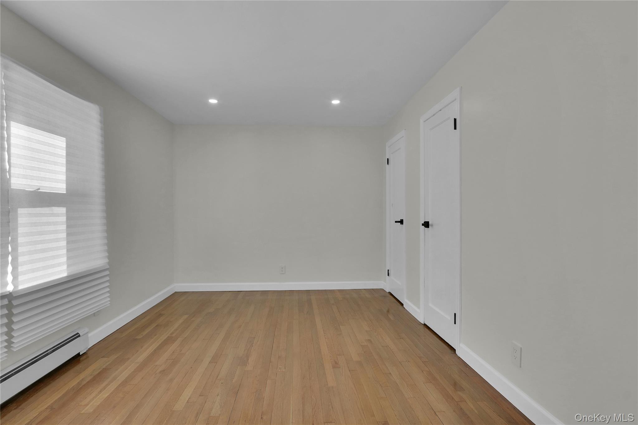 35 E Euclid Street, Valley Stream, NY 11580