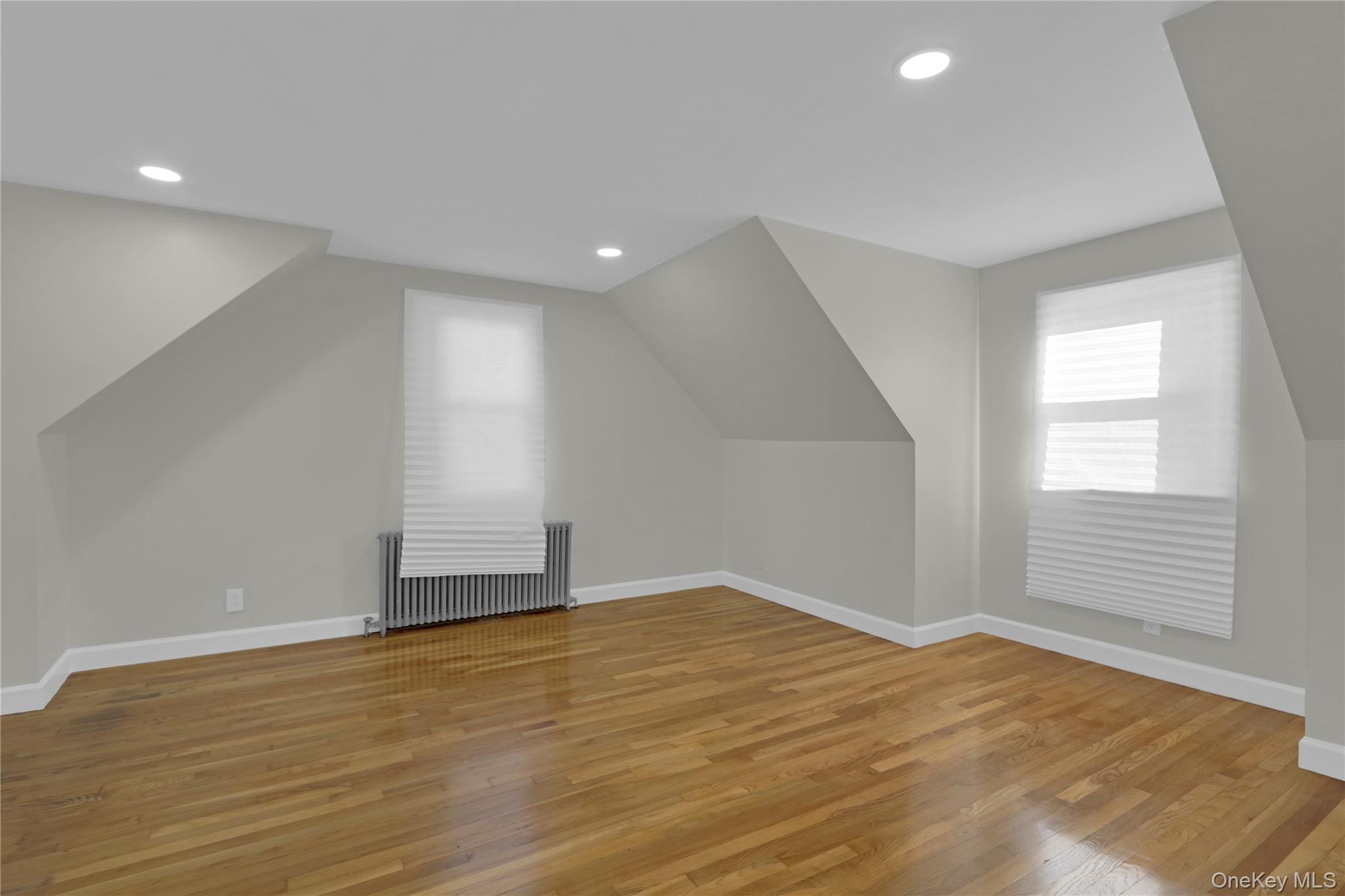 35 E Euclid Street, Valley Stream, NY 11580