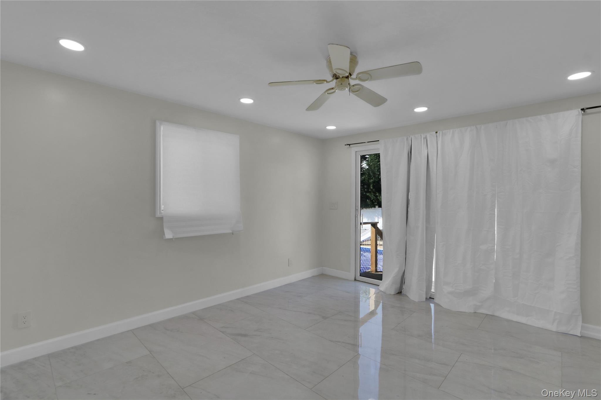 35 E Euclid Street, Valley Stream, NY 11580