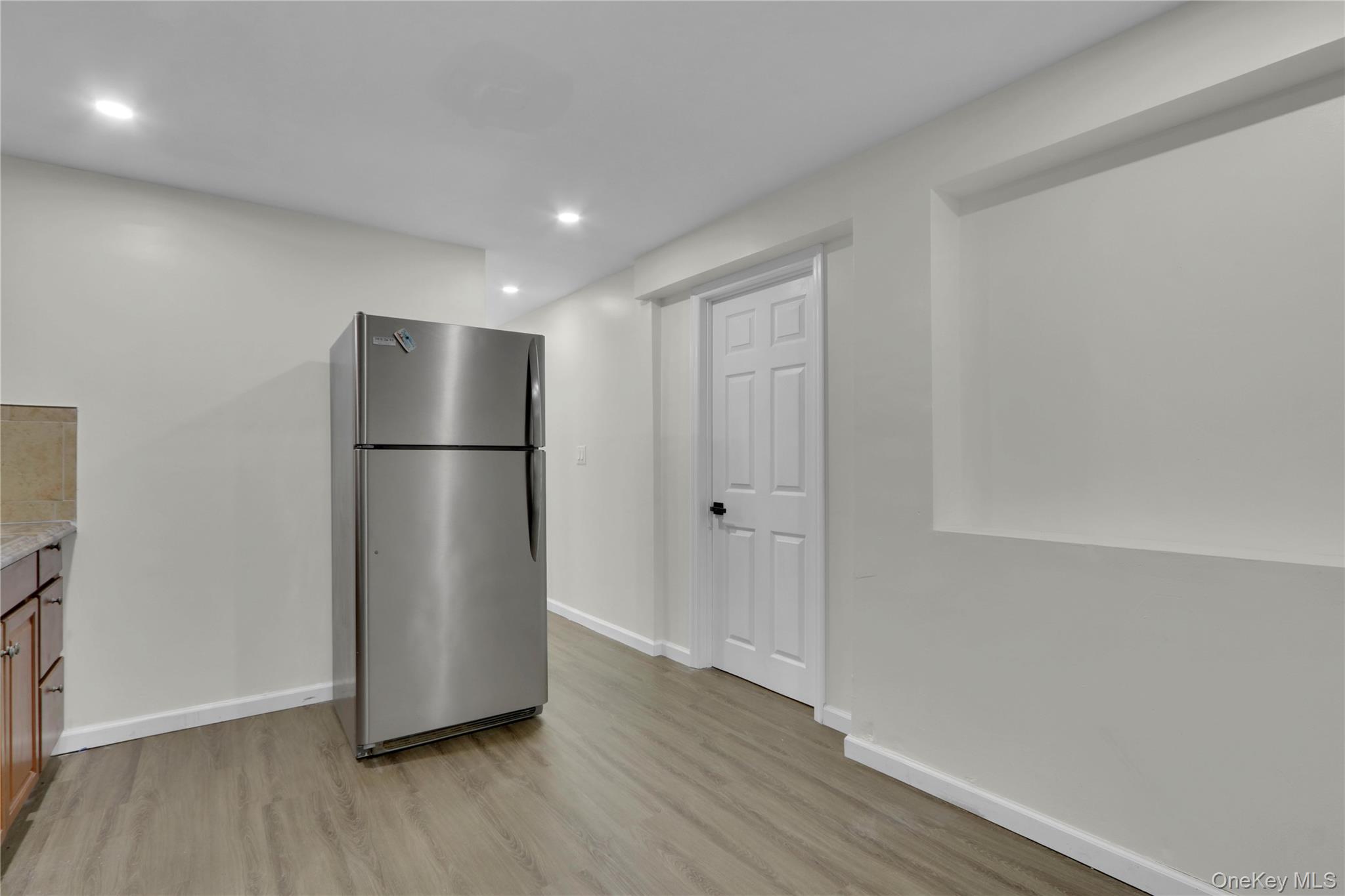 35 E Euclid Street, Valley Stream, NY 11580