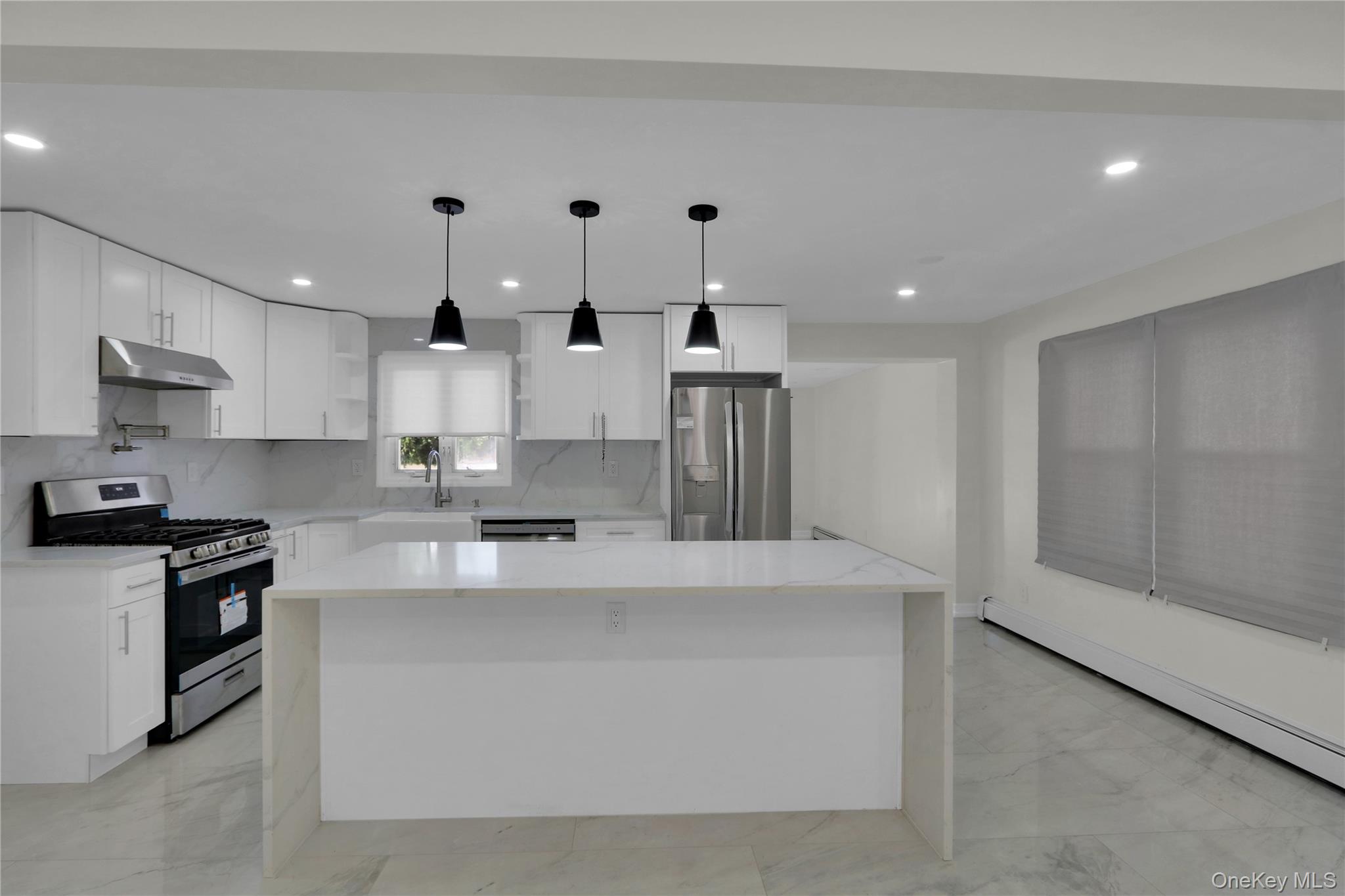 35 E Euclid Street, Valley Stream, NY 11580