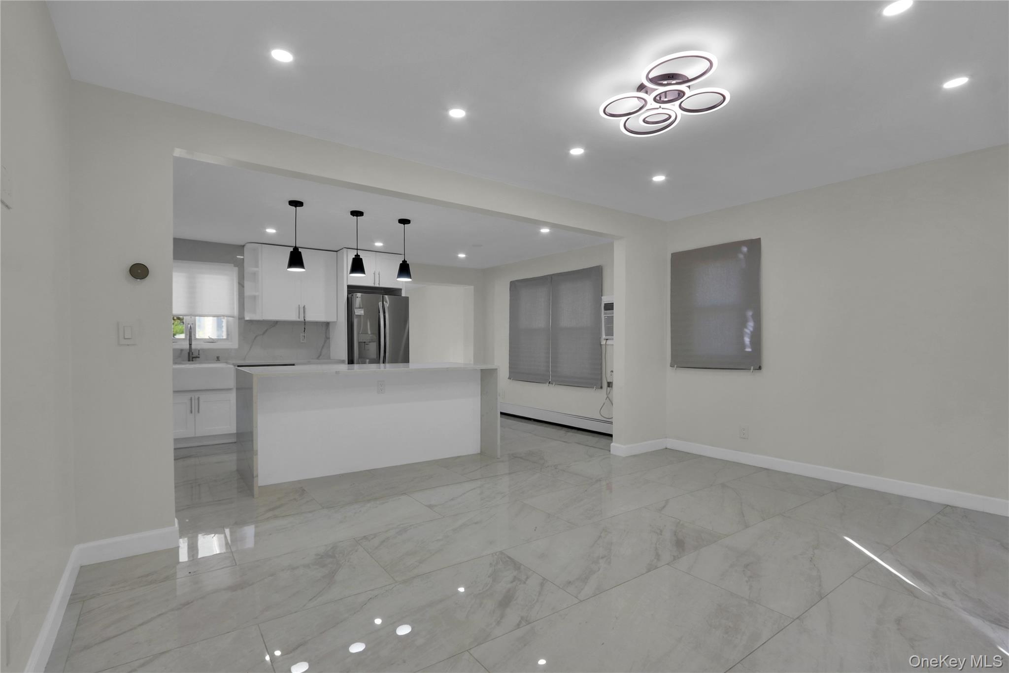 35 E Euclid Street, Valley Stream, NY 11580