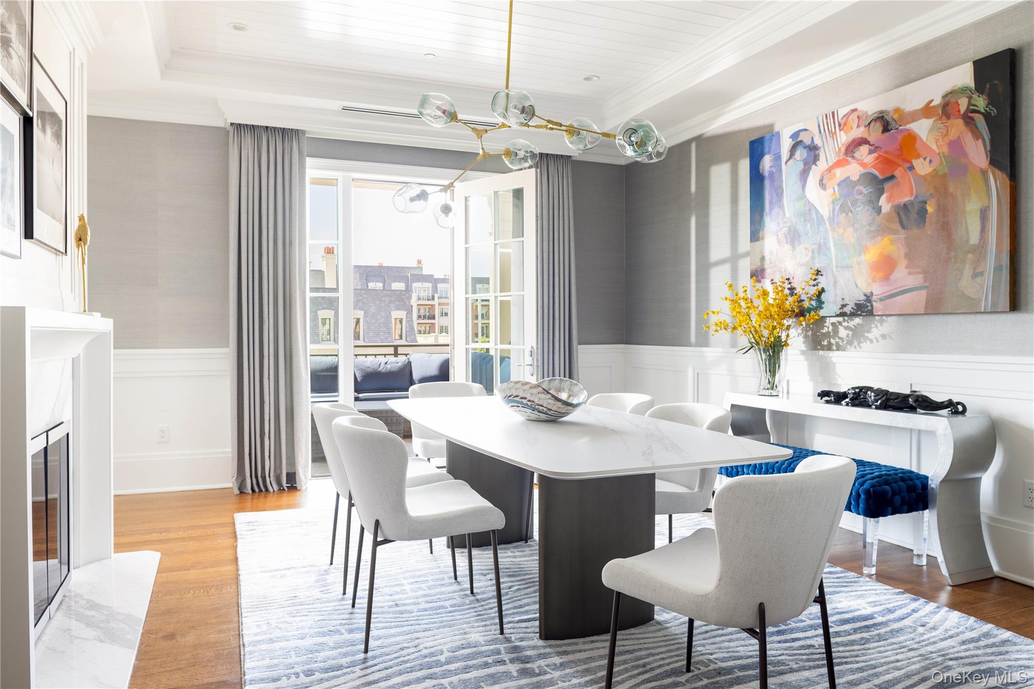 2000 Royal Court # 2105/2103, North Hills, NY 11040