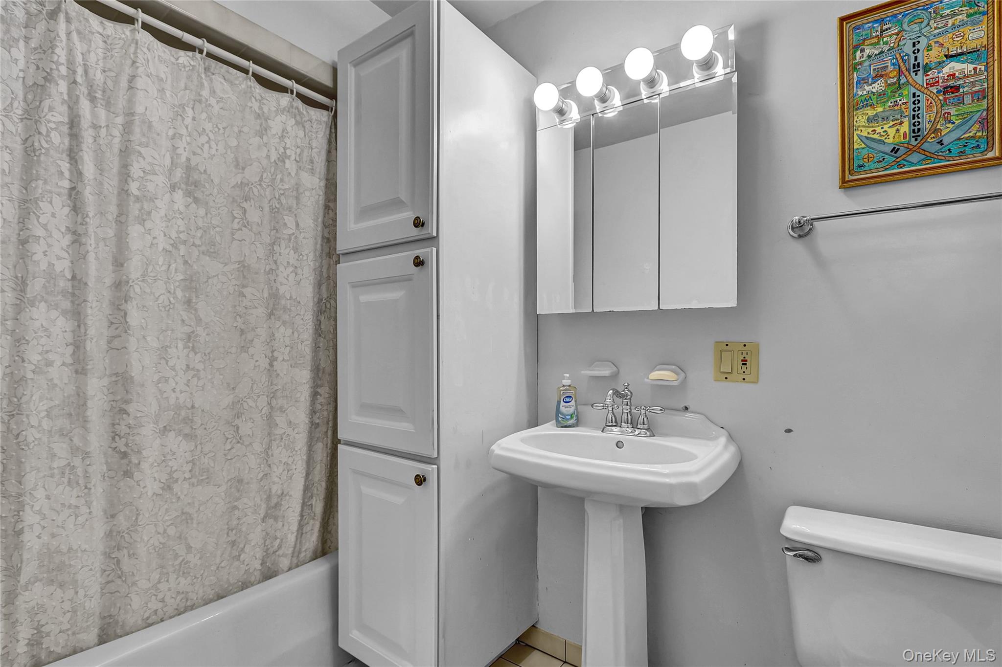 60 Baldwin Avenue, Point Lookout, NY 11569