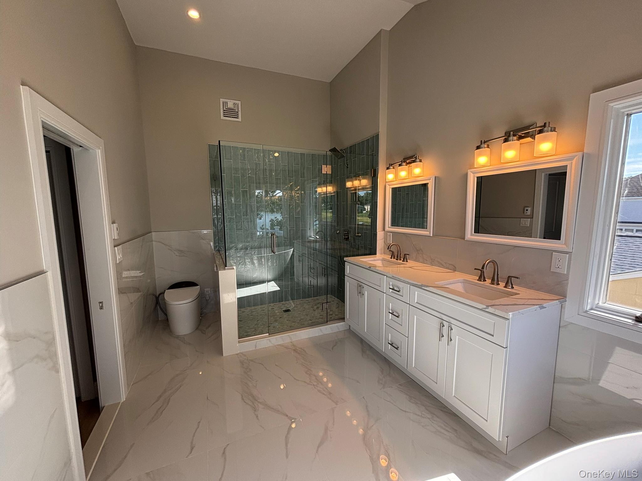 35 Adams Avenue, Bayville, NY 11709