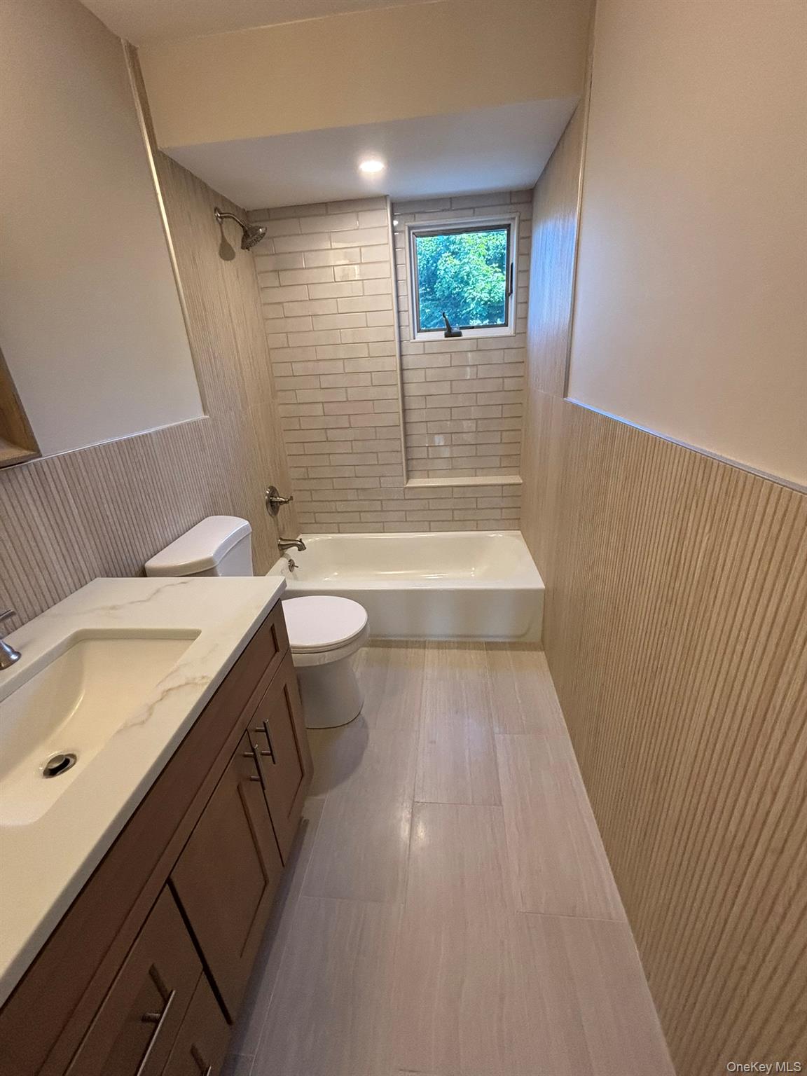 35 Adams Avenue, Bayville, NY 11709