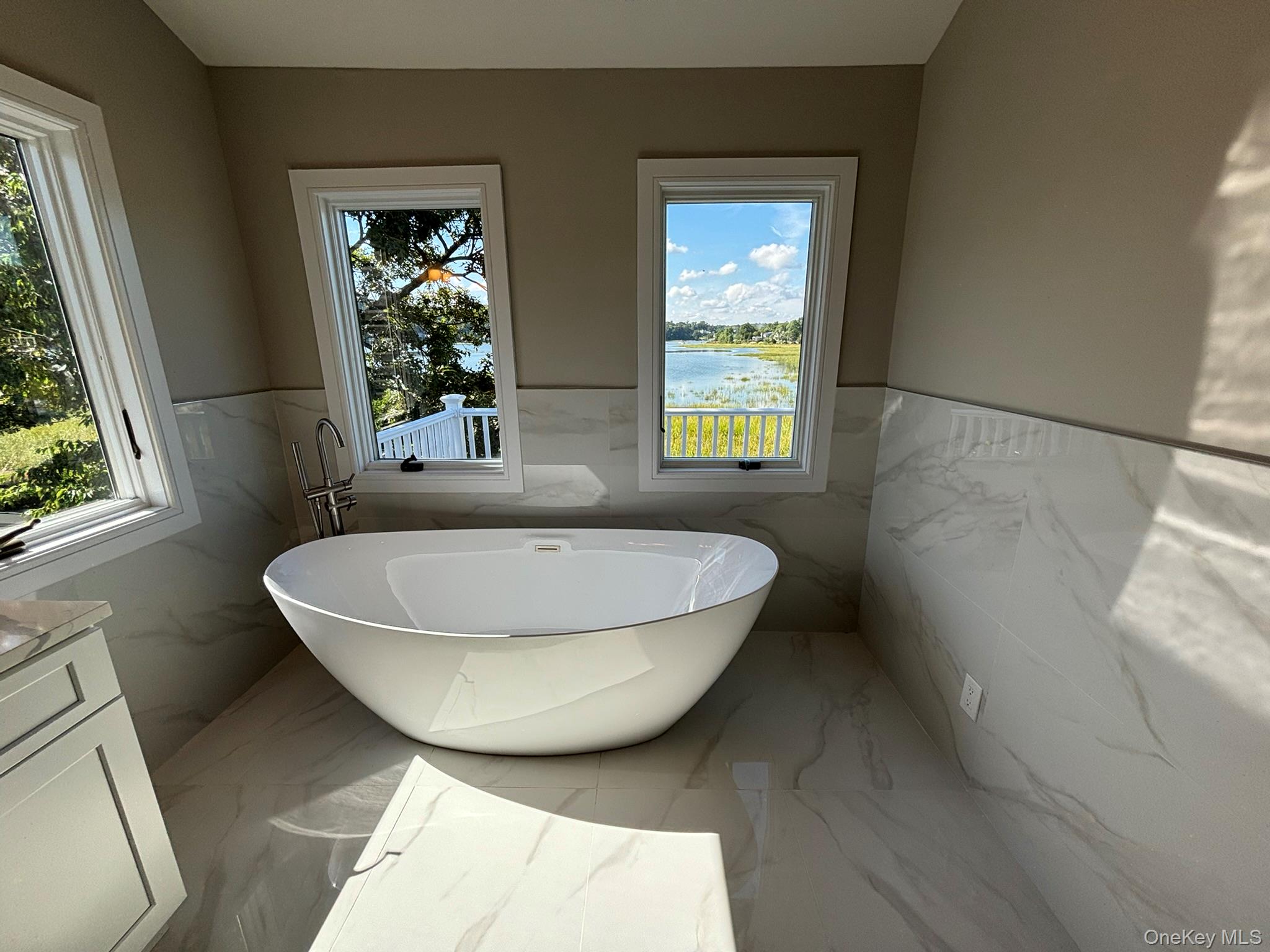 35 Adams Avenue, Bayville, NY 11709