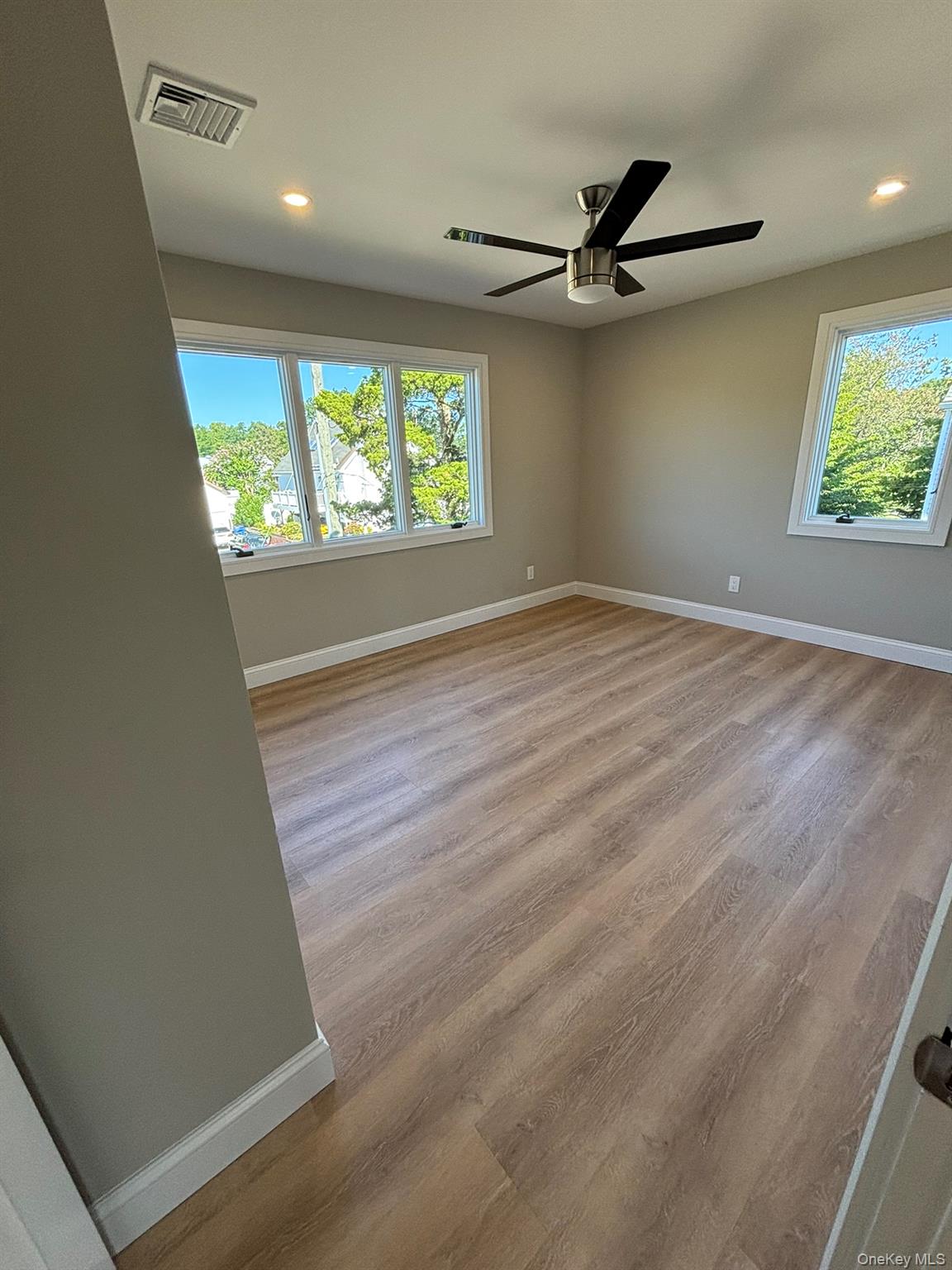 35 Adams Avenue, Bayville, NY 11709