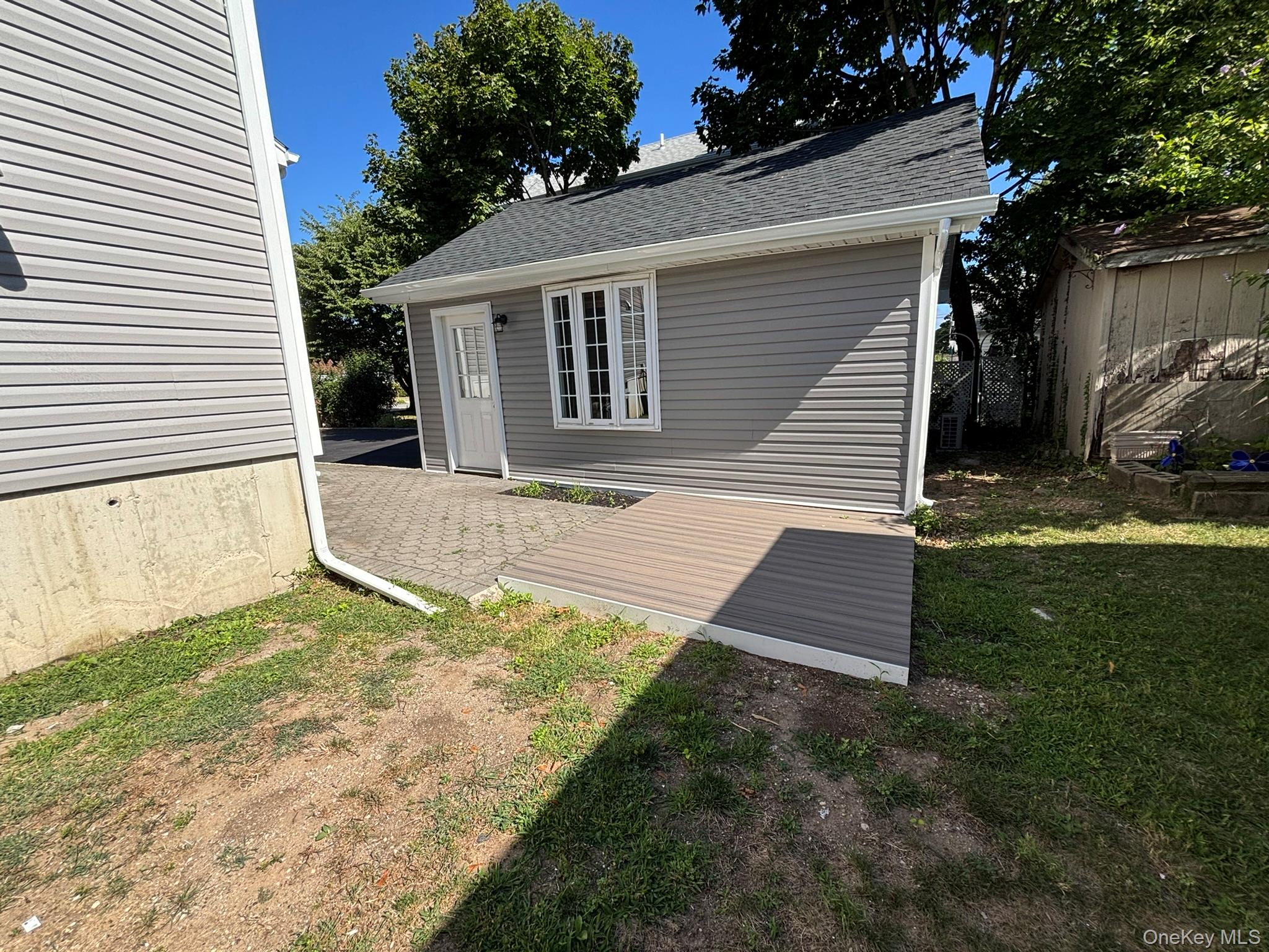 35 Adams Avenue, Bayville, NY 11709