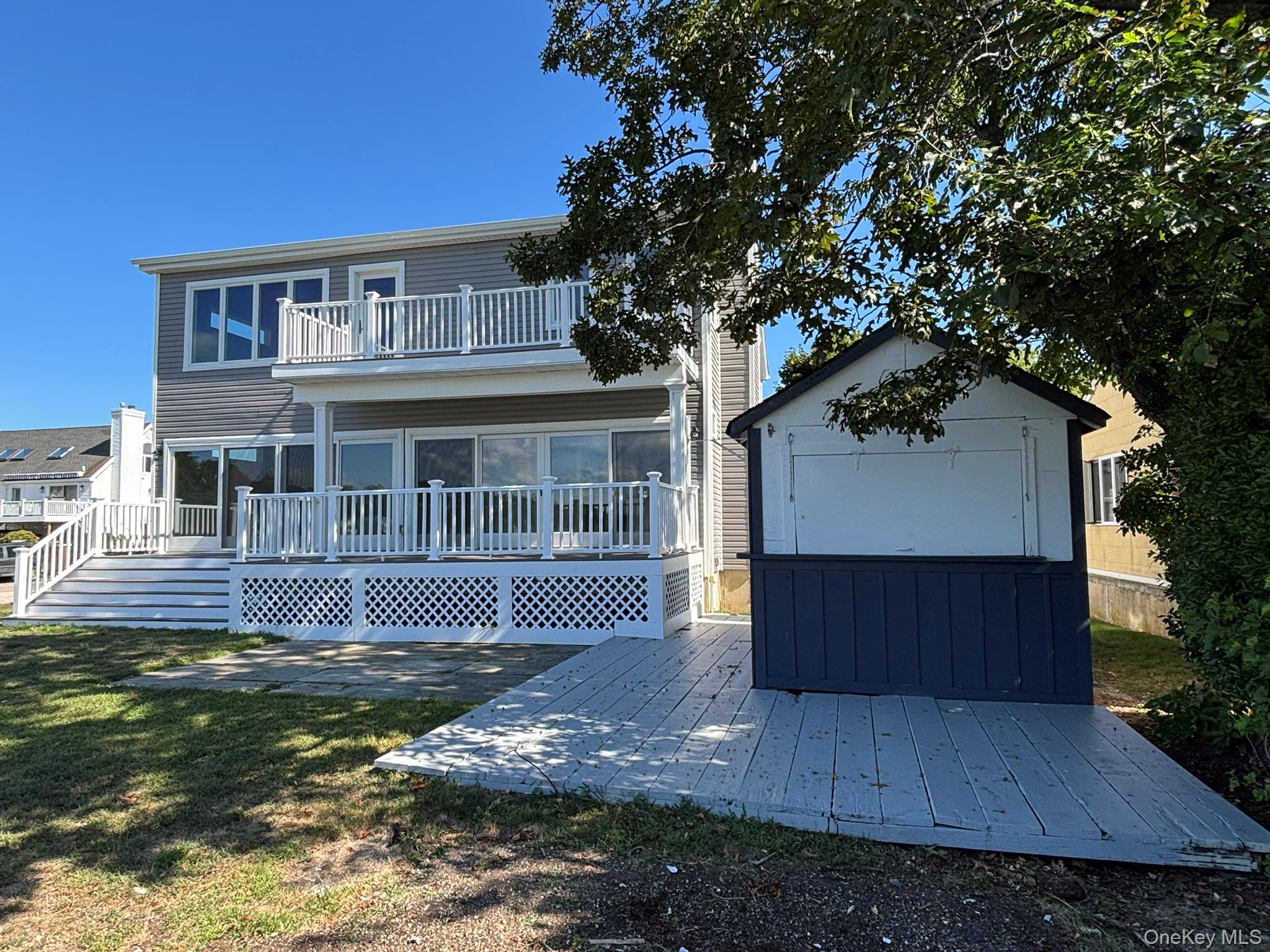 35 Adams Avenue, Bayville, NY 11709