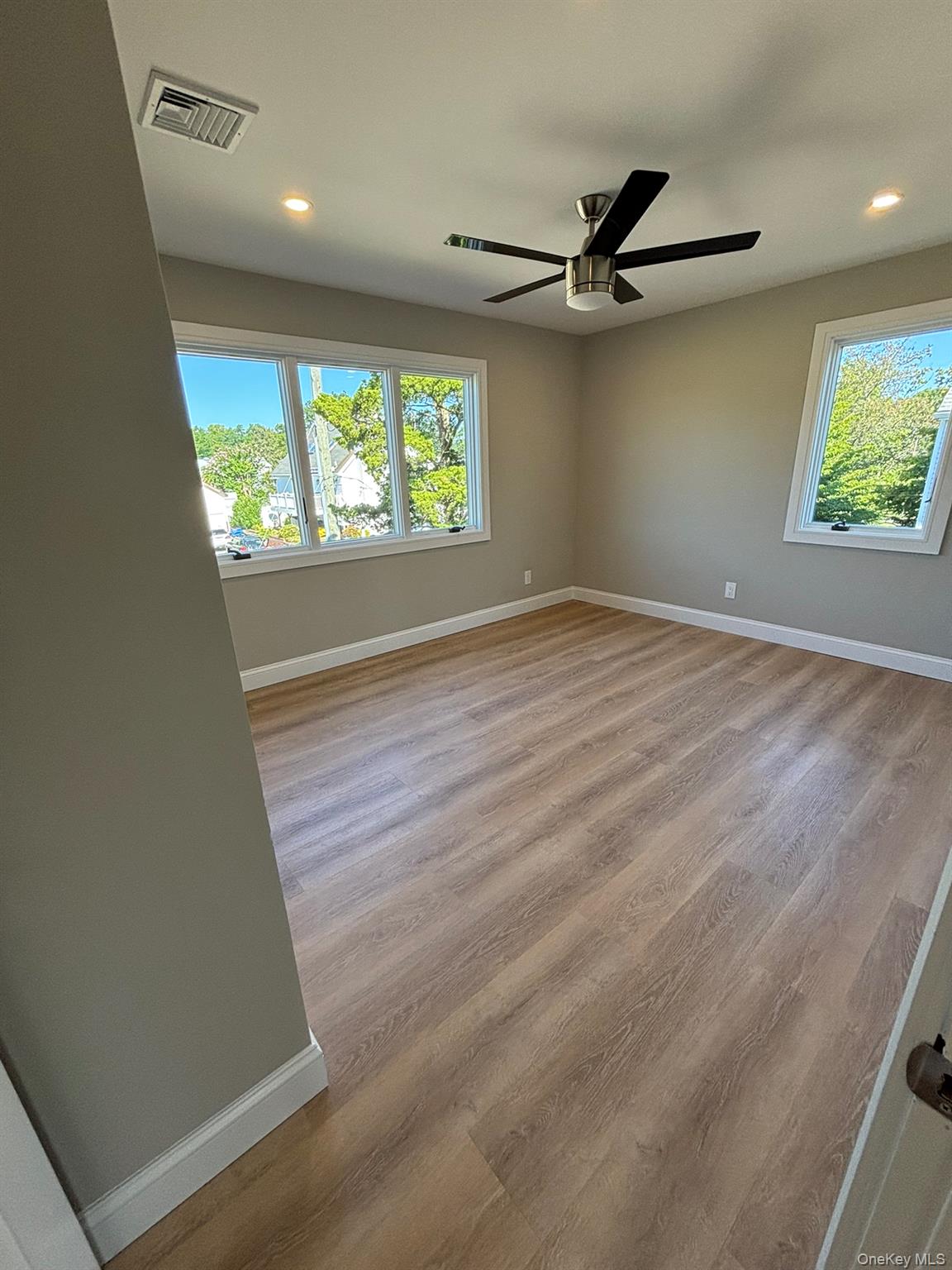 35 Adams Avenue, Bayville, NY 11709