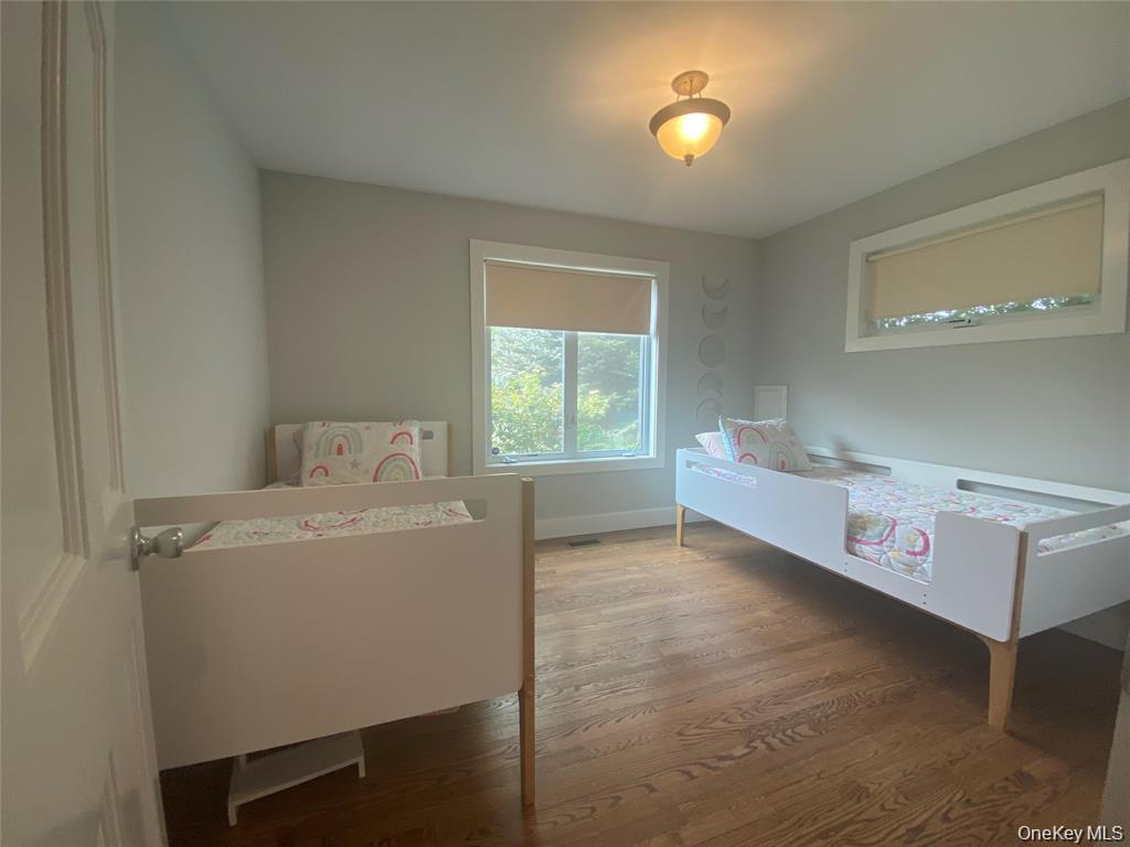 19 W End Avenue, East Quogue, NY 11942