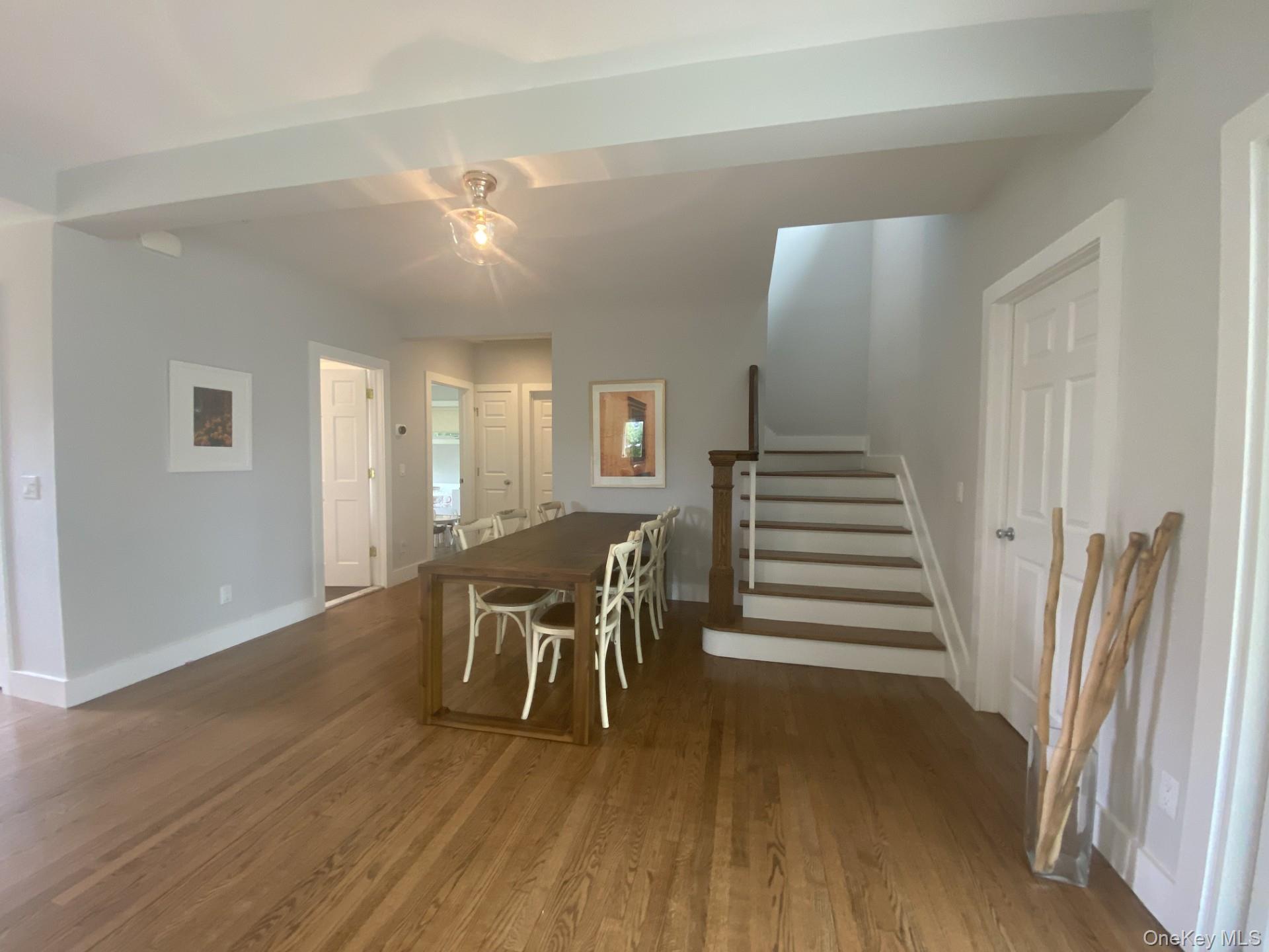 19 W End Avenue, East Quogue, NY 11942