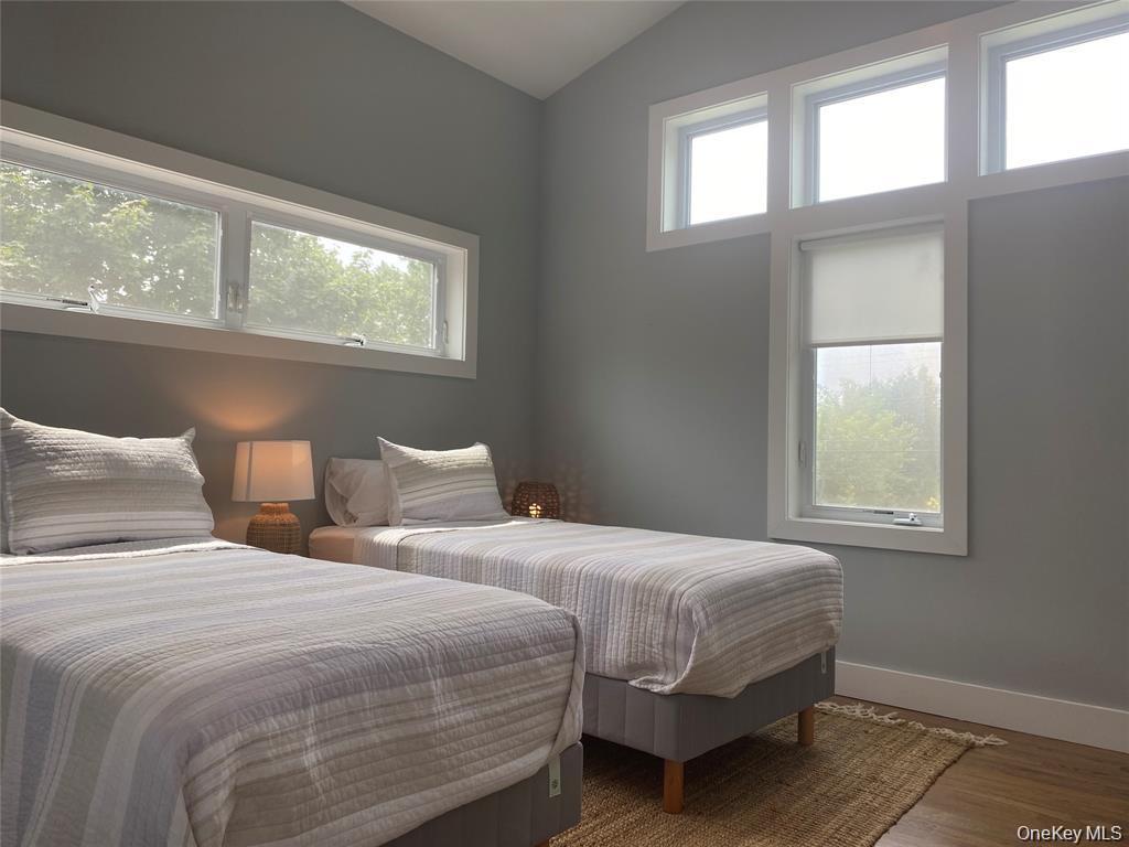 19 W End Avenue, East Quogue, NY 11942