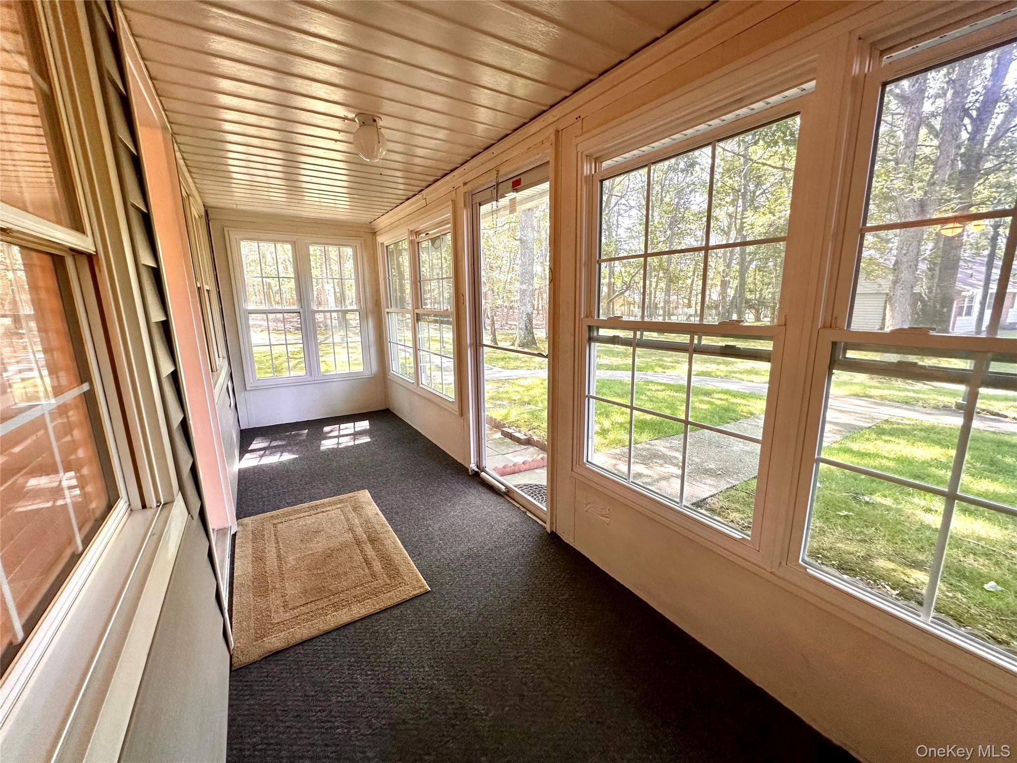 231 Blackpool Court # F, Ridge, NY 11961