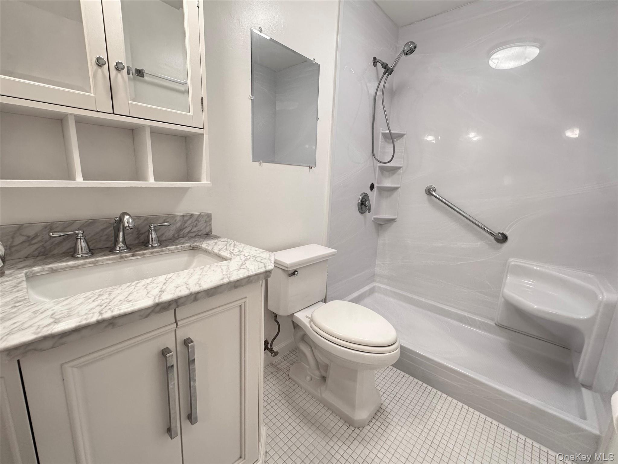 231 Blackpool Court # F, Ridge, NY 11961