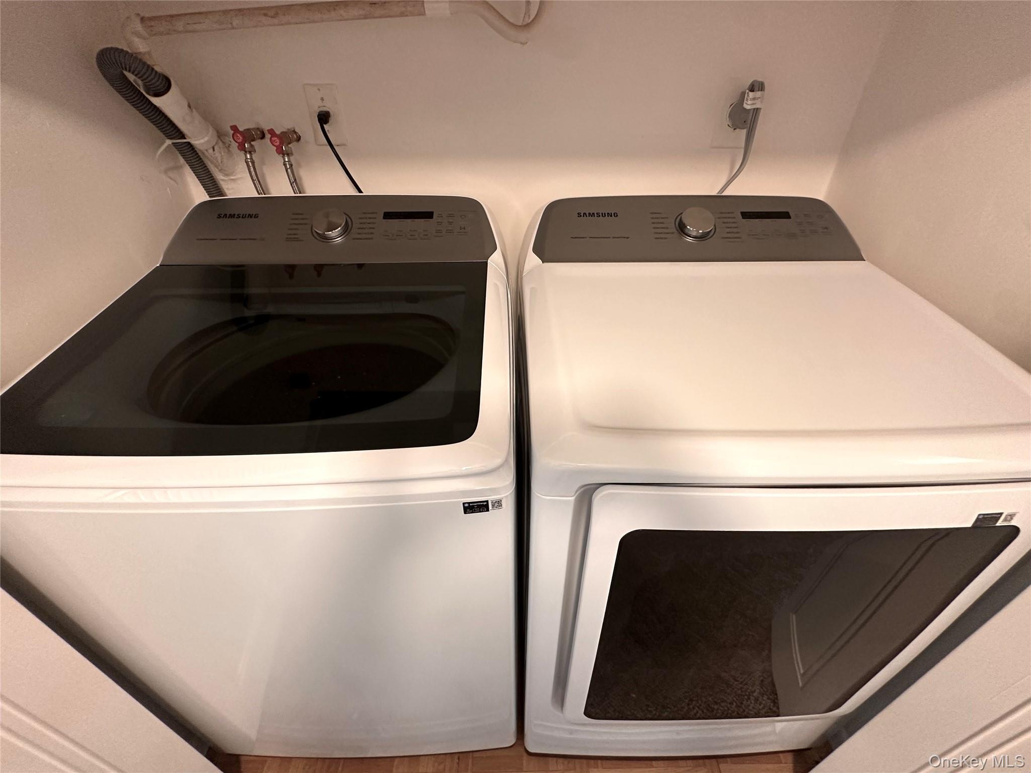 231 Blackpool Court # F, Ridge, NY 11961