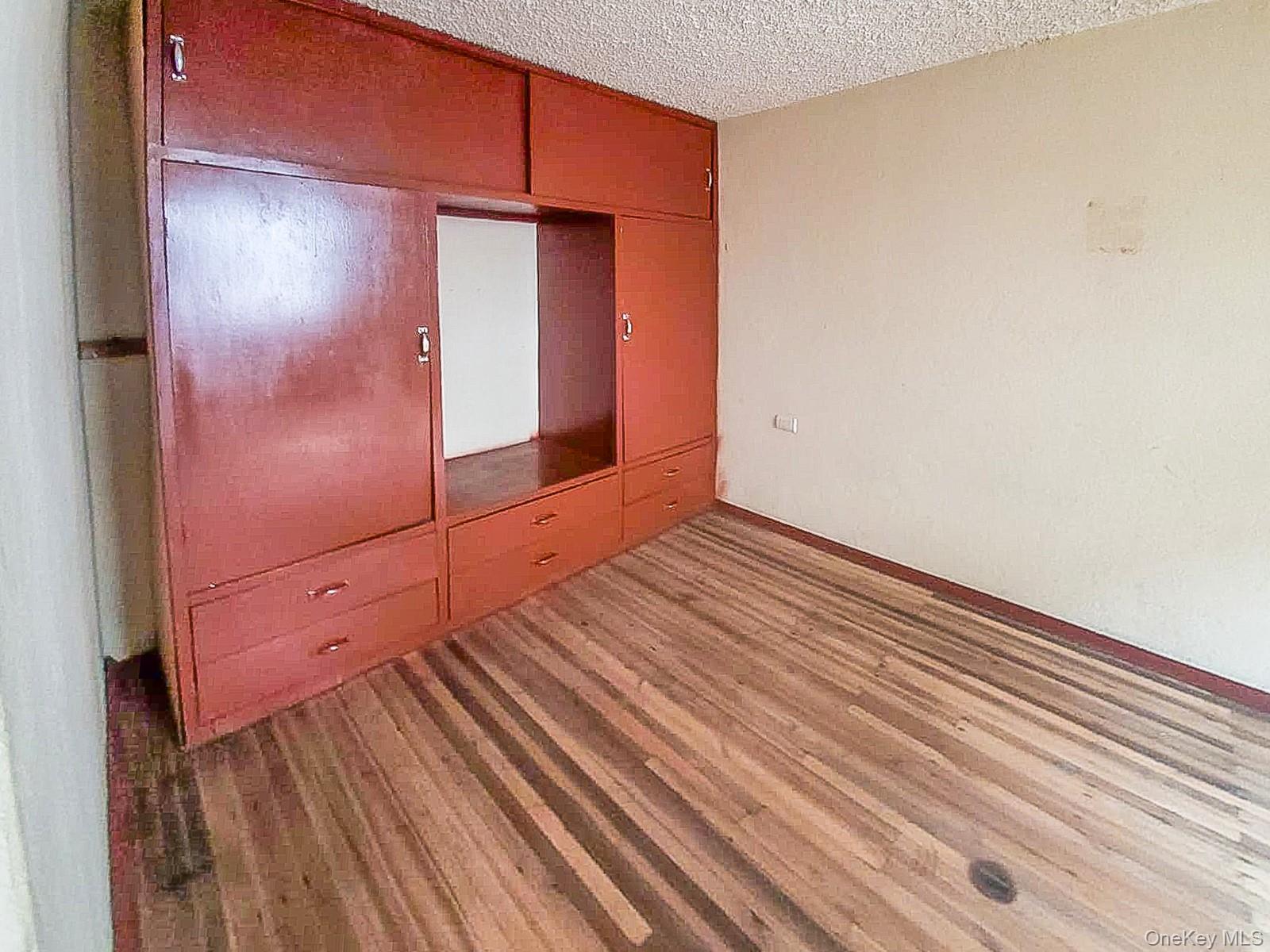 271 C. Escultor Ayabaca, Cuenca, Ecuador, Other 010208