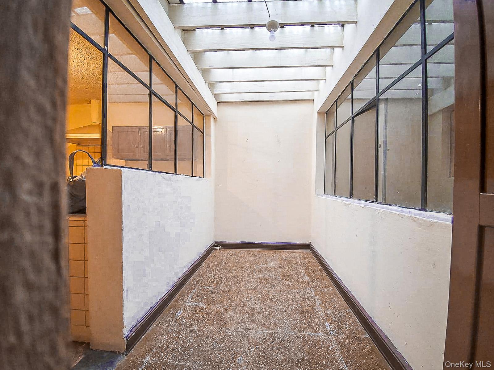 271 C. Escultor Ayabaca, Cuenca, Ecuador, Other 010208