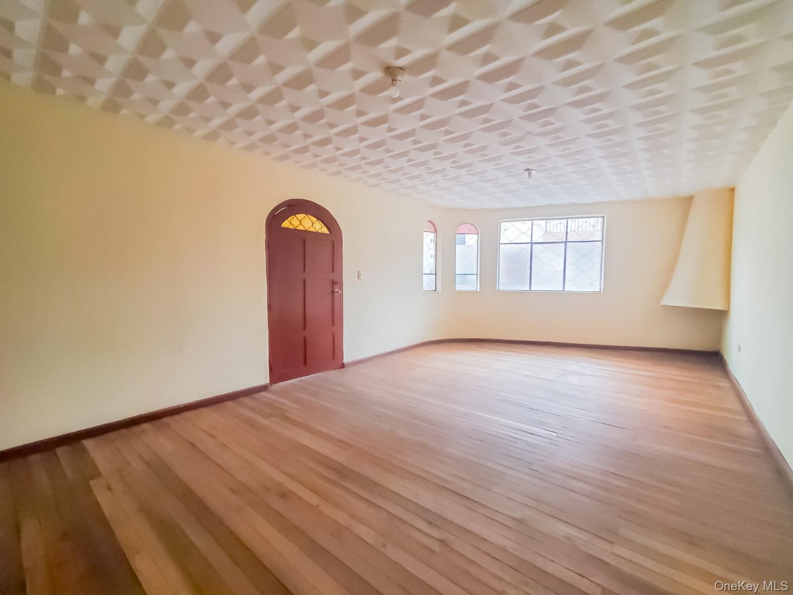 271 C. Escultor Ayabaca, Cuenca, Ecuador, Other 010208